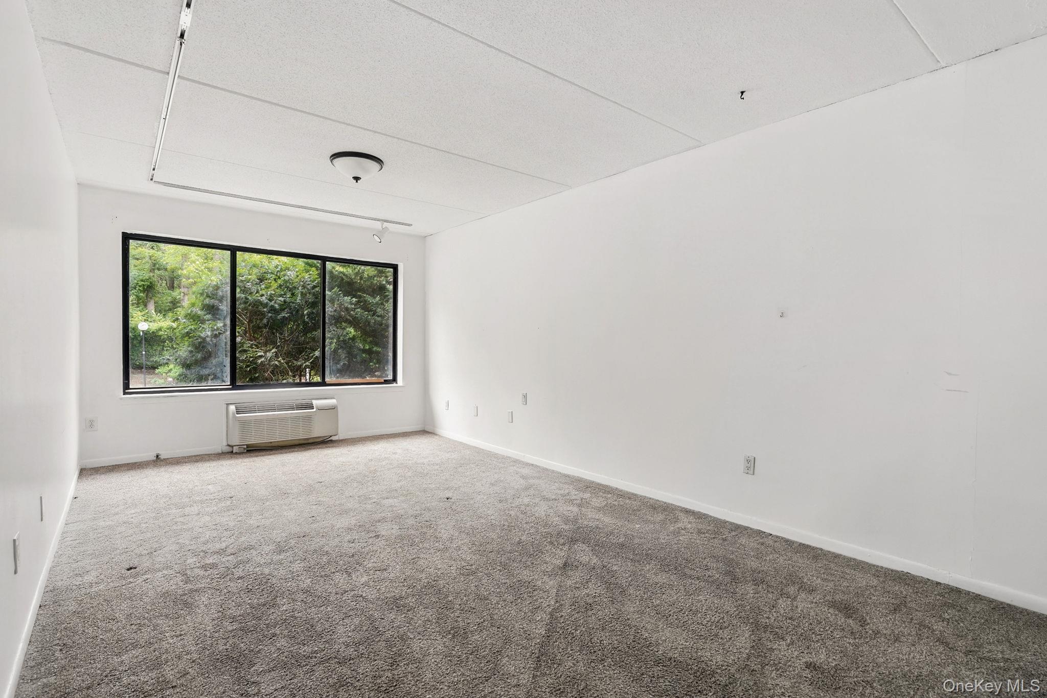 #14 photo, 300 High Point Drive, Hartsdale , NY 10530