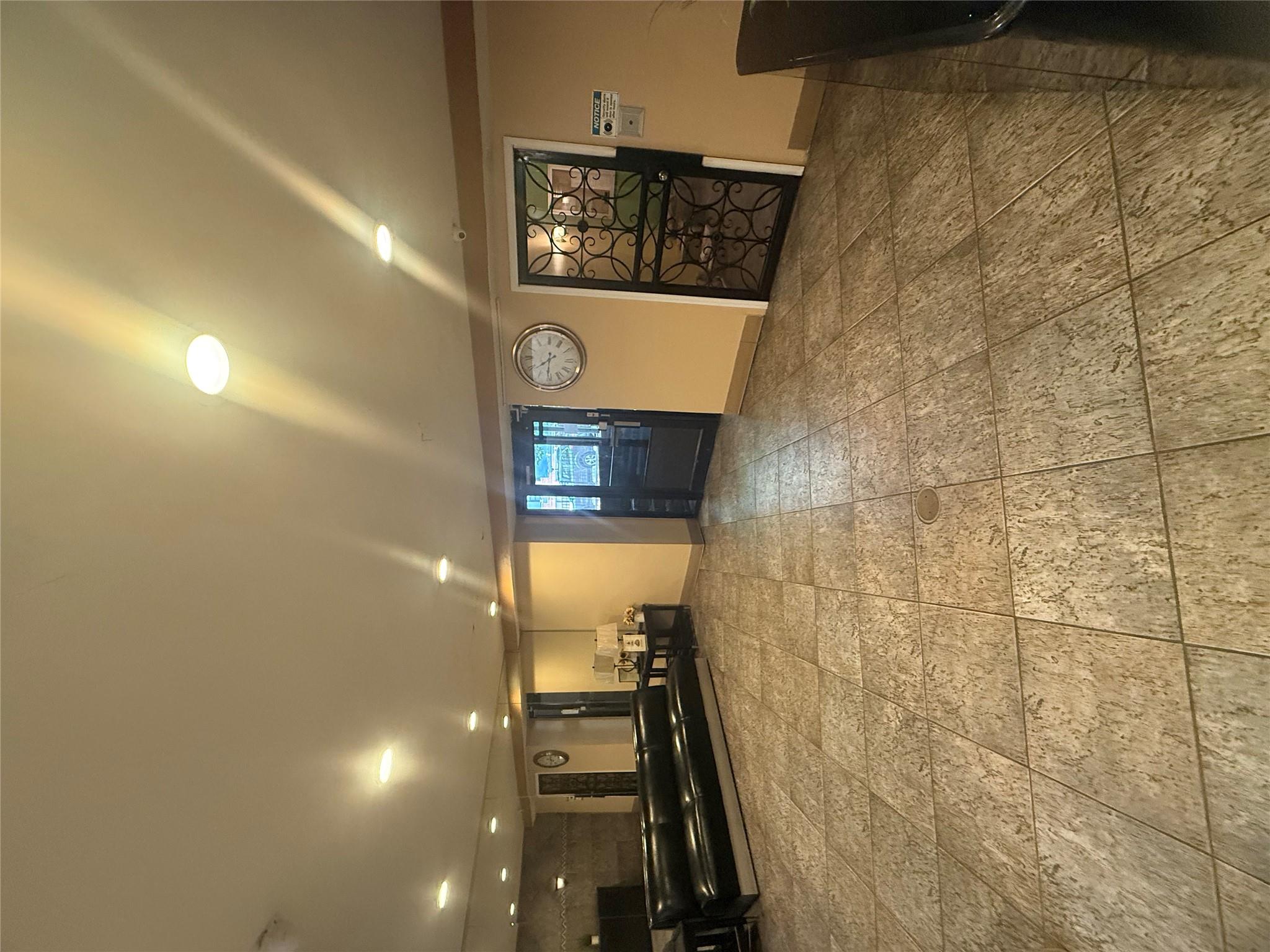 #11 photo, 665 Thwaites Place, ブロンクス区 Bronx , NY 10467