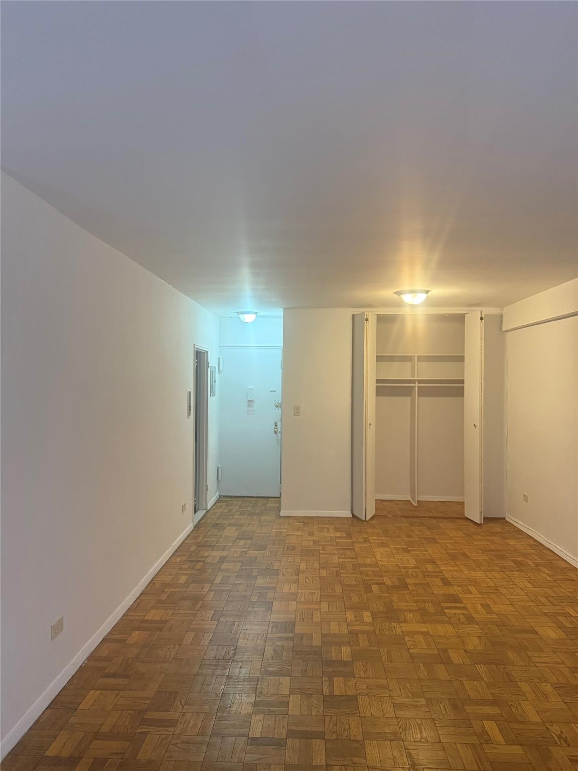 #2 photo, 665 Thwaites Place, ブロンクス区 Bronx , NY 10467