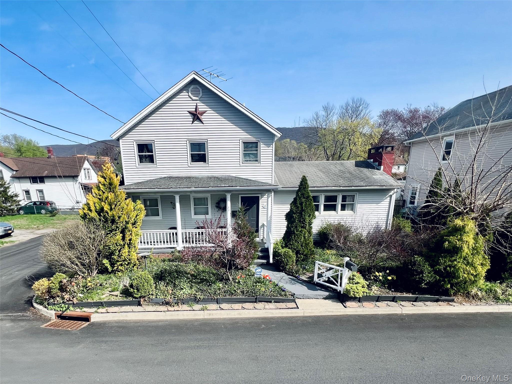 #2 photo, 49 N Chestnut Street, Beacon , NY 12508