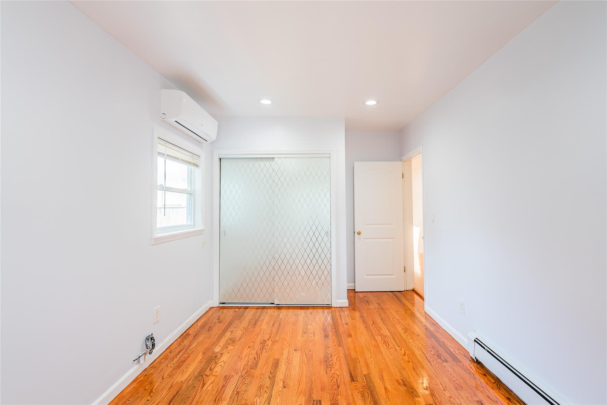 #12 photo, 42-51 247TH ST 247TH ST, クイーンズ区 Little Neck , NY 11363