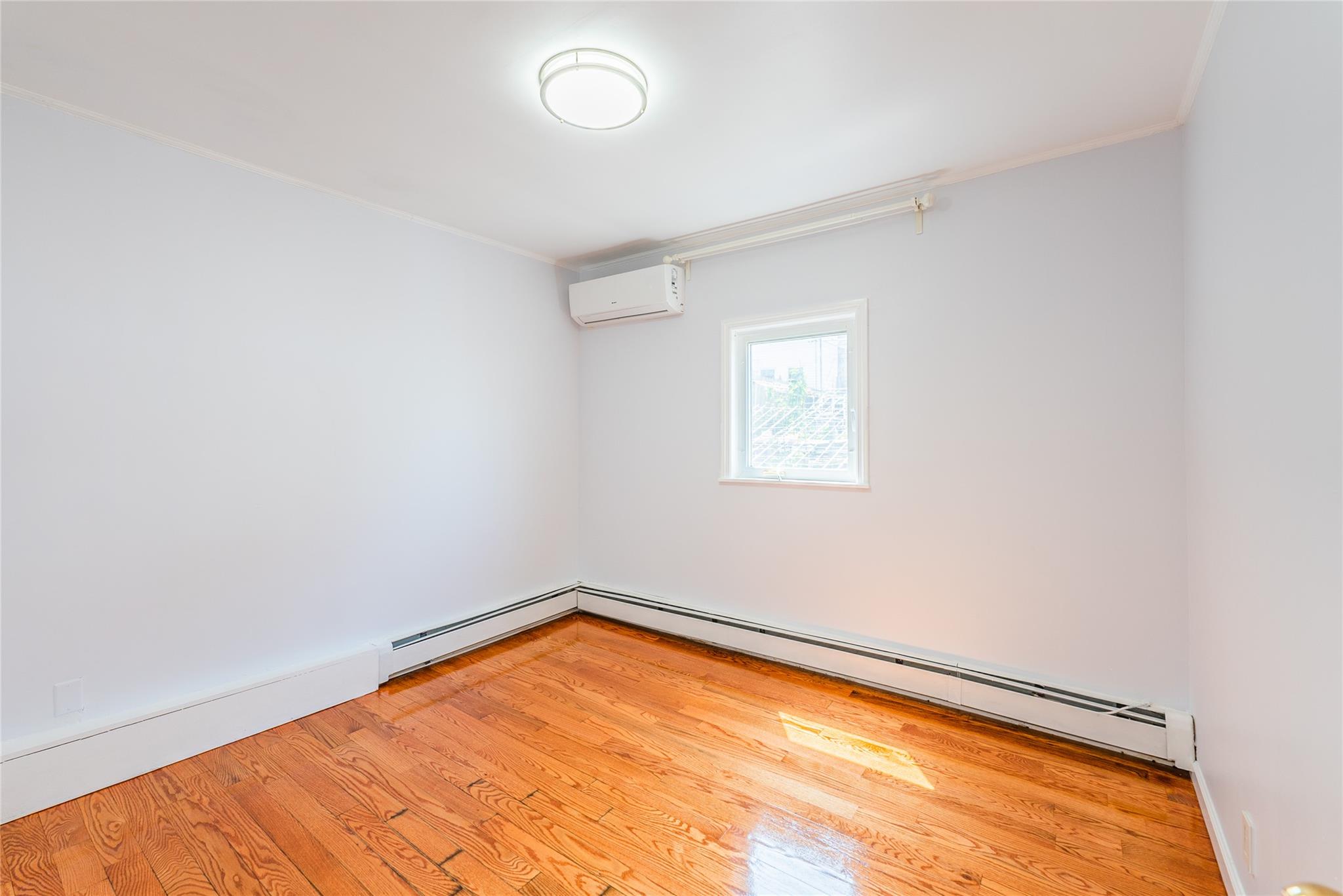 #13 photo, 42-51 247TH ST 247TH ST, クイーンズ区 Little Neck , NY 11363