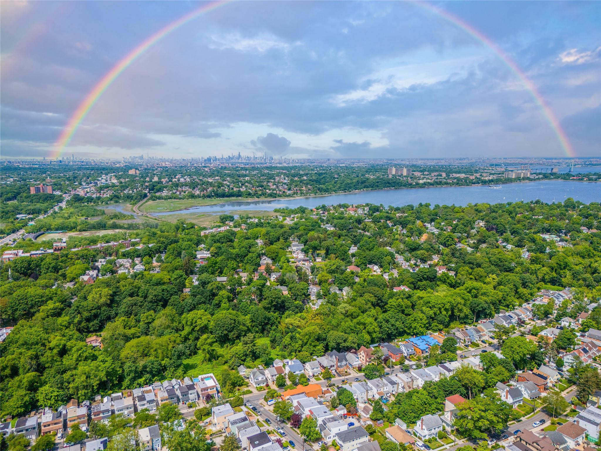 #4 photo, 42-51 247TH ST 247TH ST, クイーンズ区 Little Neck , NY 11363