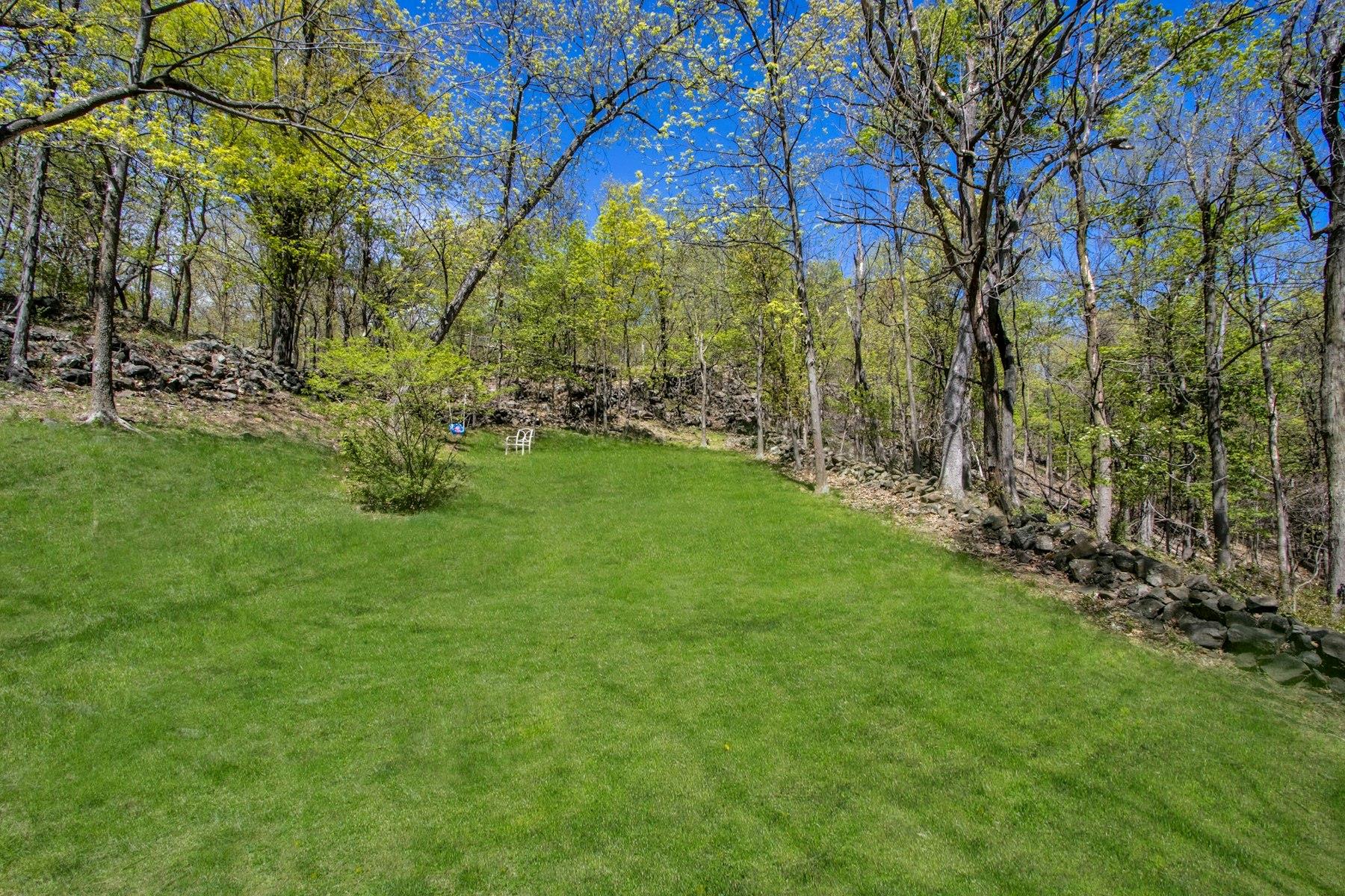 #3 photo, 405 Christian Herald Road, Valley Cottage , NY 10989