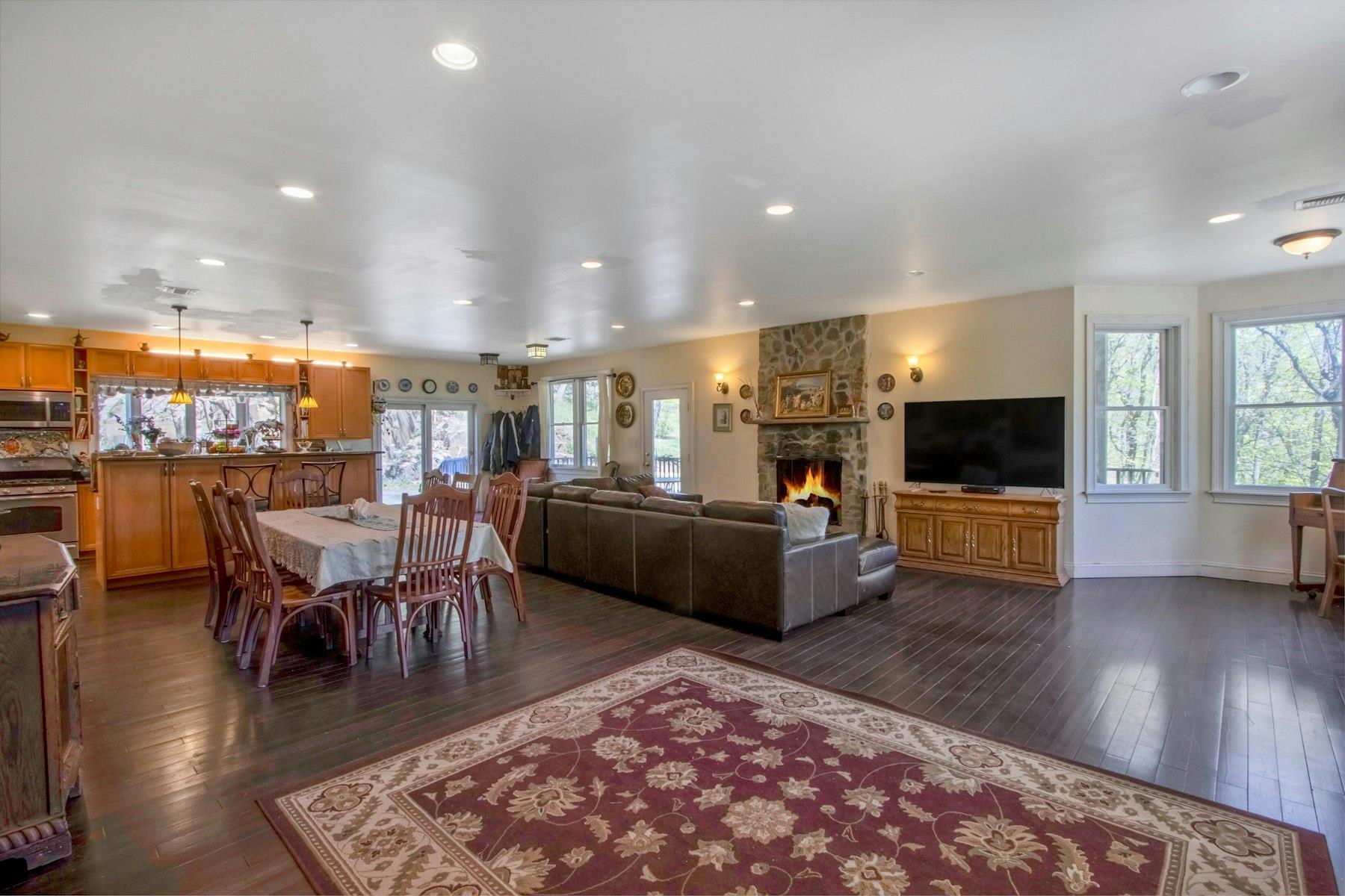 #8 photo, 405 Christian Herald Road, Valley Cottage , NY 10989