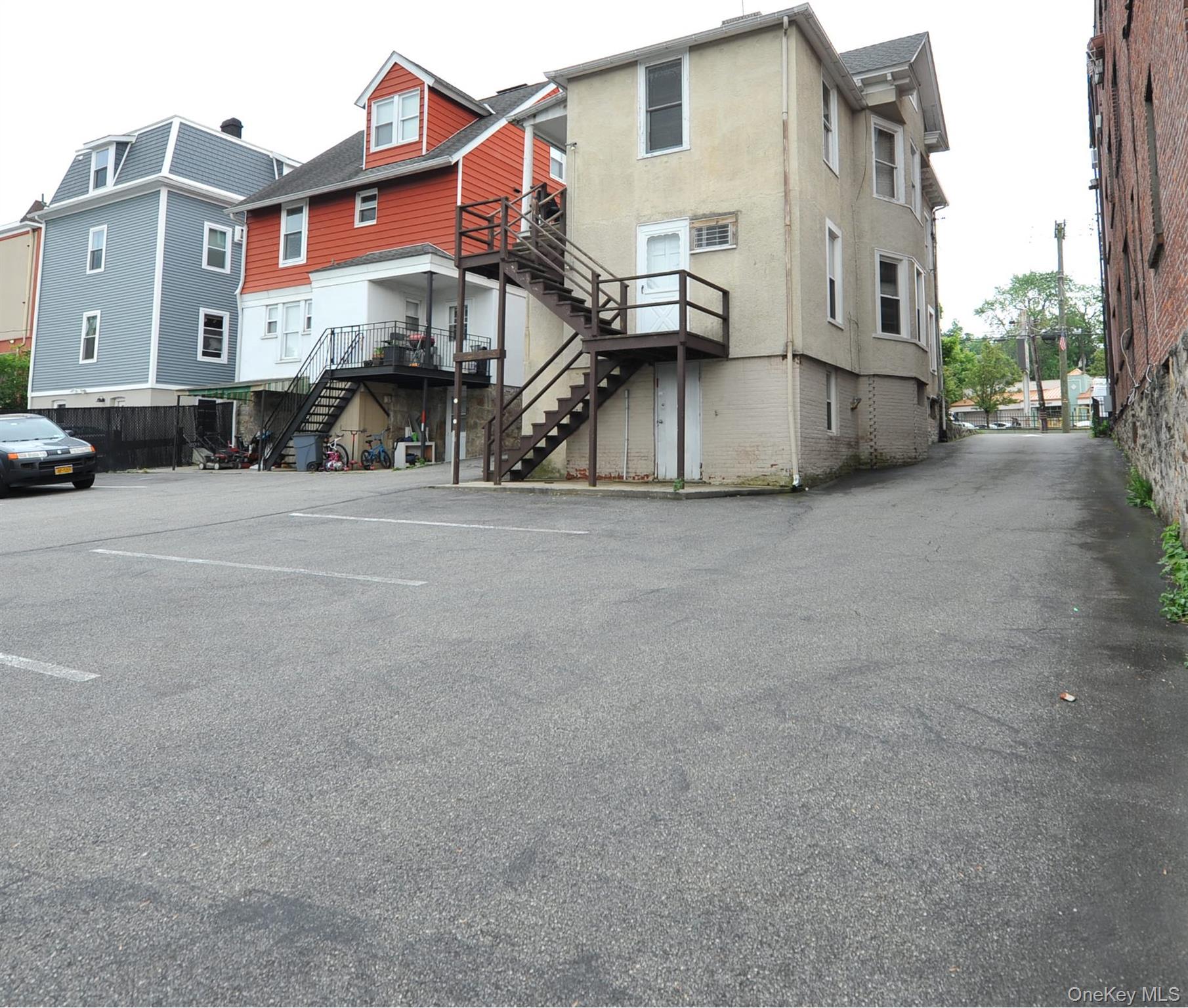 #3 photo, 99 Croton Avenue, Ossining , NY 10562