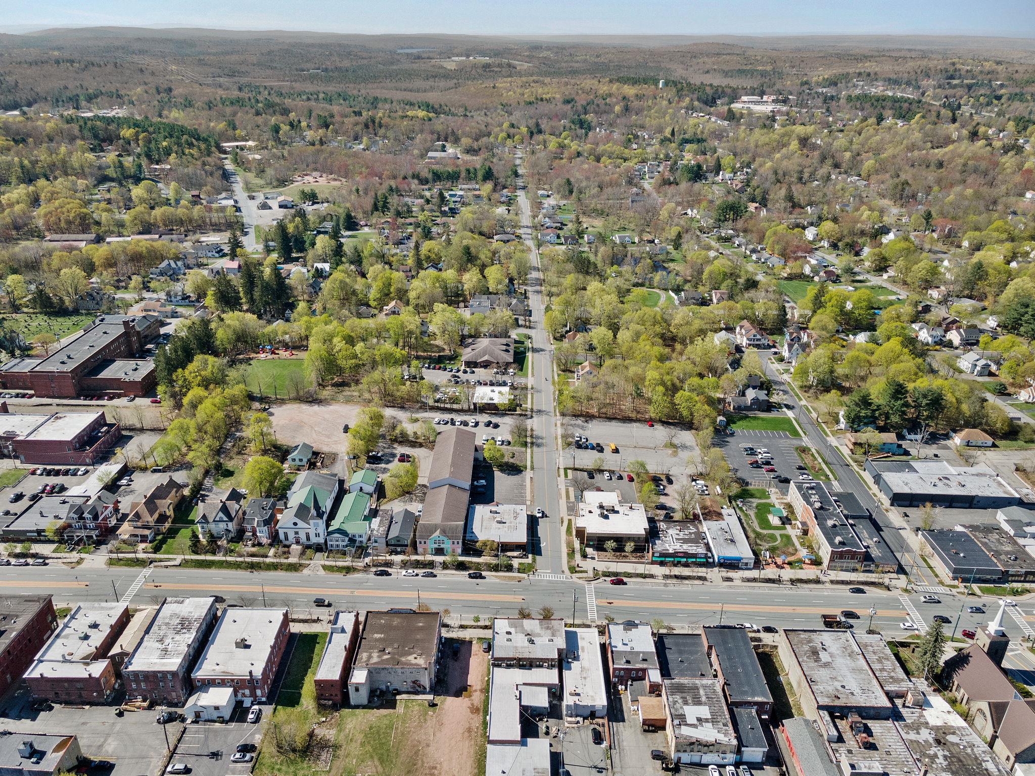 #17 photo, 456 Broadway, Monticello , NY 12701