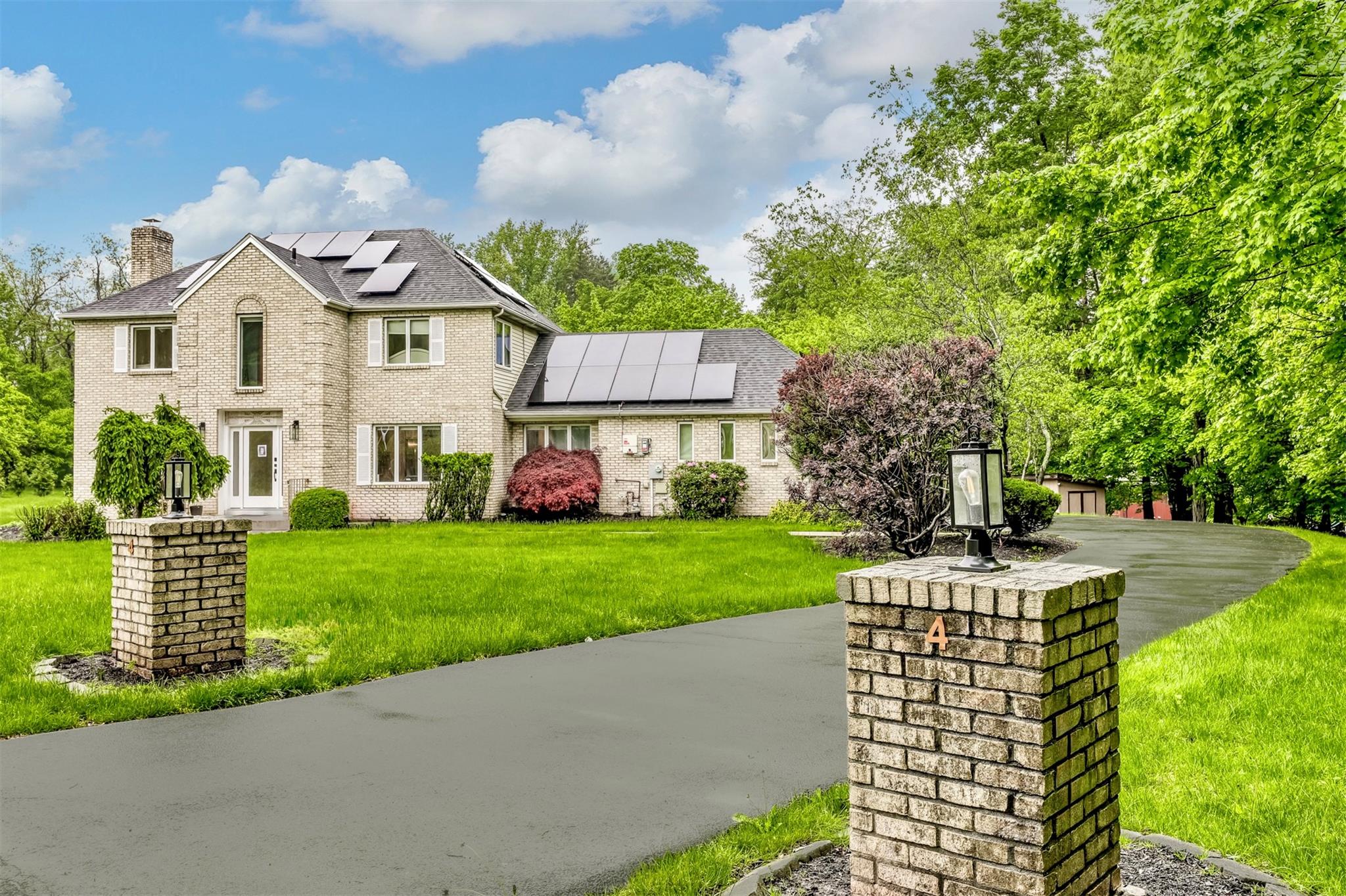 #2 photo, 4 Erin Lane, Chestnut Ridge , NY 10977