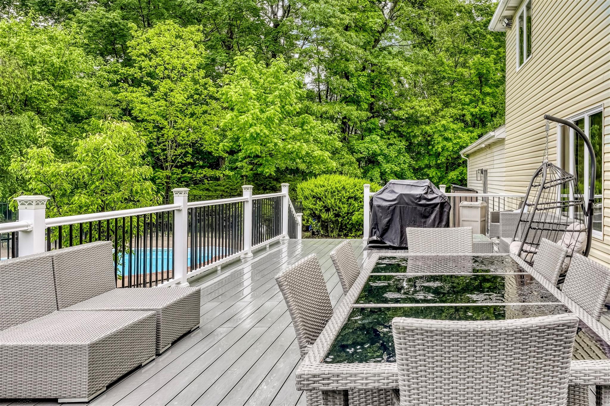 #7 photo, 4 Erin Lane, Chestnut Ridge , NY 10977