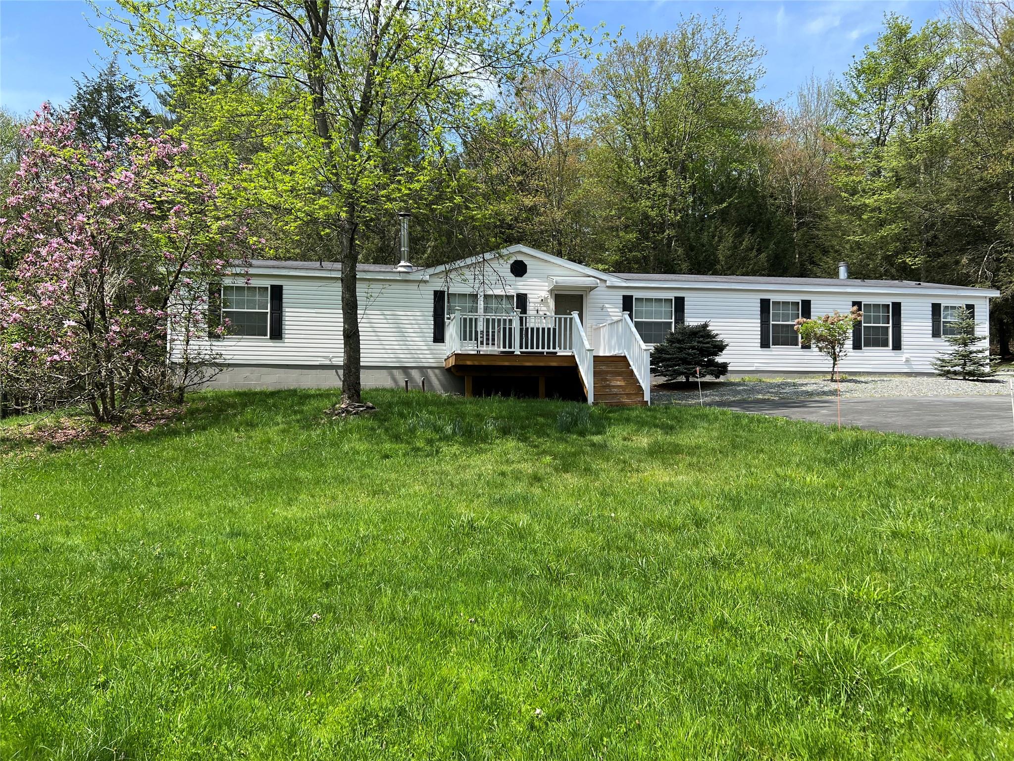 #1 photo, 265 Old Tacy Road, Swan Lake , NY 12783