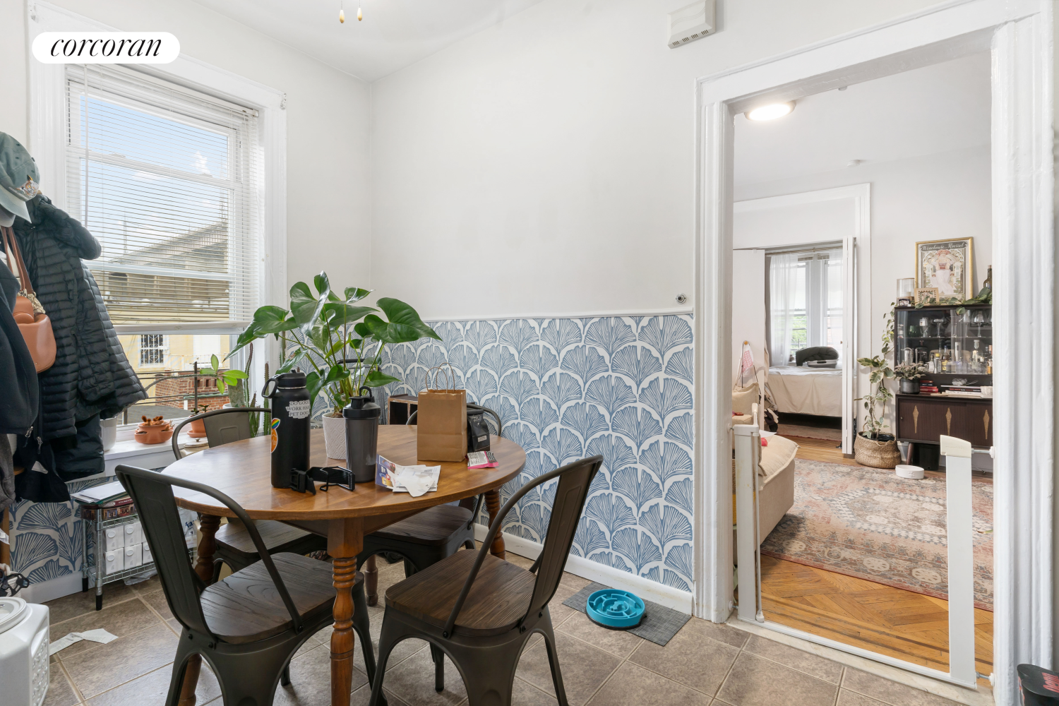 #11 photo, 21-12 22ND Drive, クイーンズ区 Ditmars Steinway , NY 11105