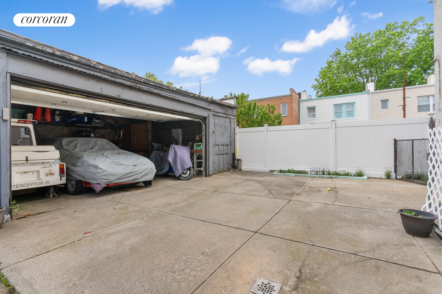 #2 photo, 21-12 22ND Drive, クイーンズ区 Ditmars Steinway , NY 11105