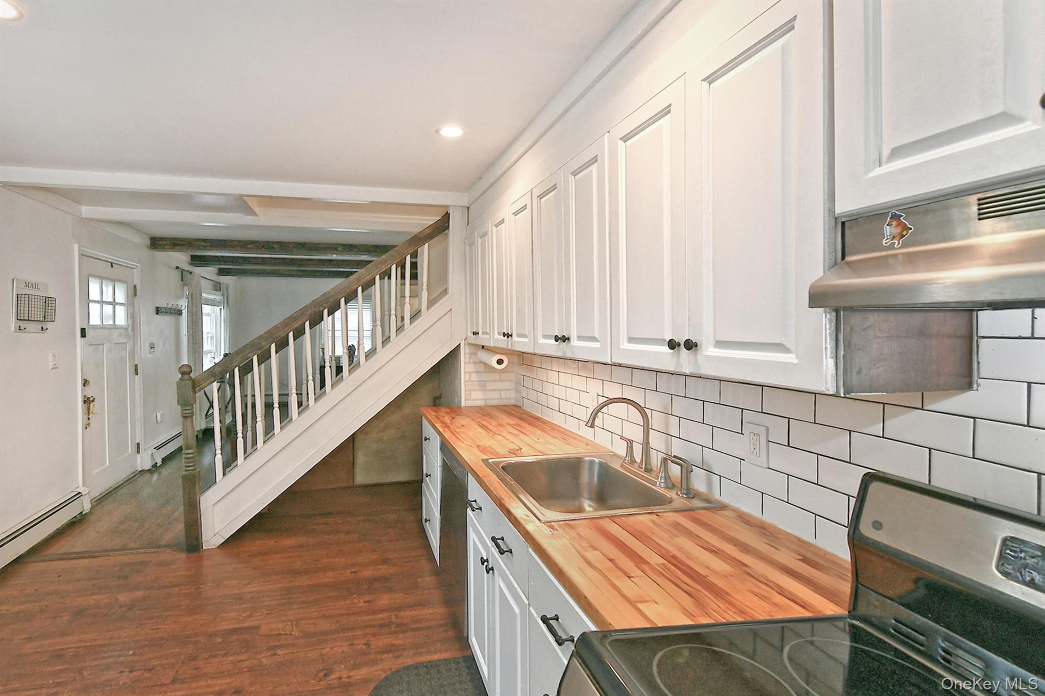 #10 photo, 133 Spring Lane, ナッソー郡 Levittown , NY 11756