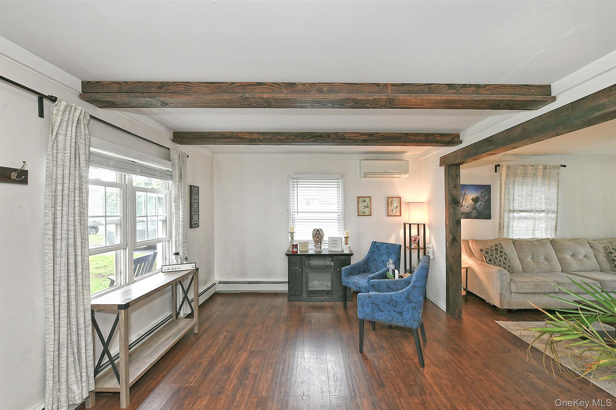 #8 photo, 133 Spring Lane, ナッソー郡 Levittown , NY 11756