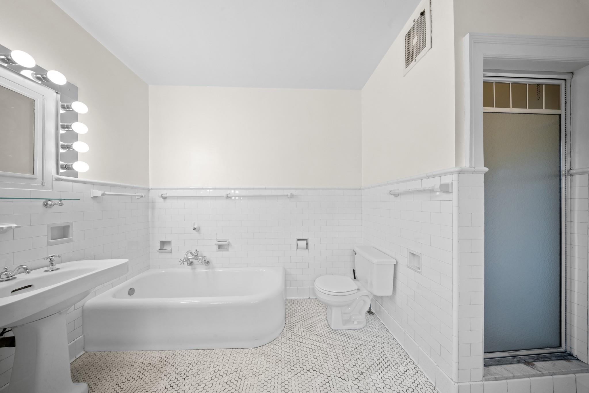 #16 photo, 681 W 231st Street, ブロンクス区 Bronx , NY 10463