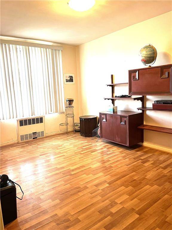 #8 photo, 2626 HOMECREST AVE, #2H, Sheepshead Bay , NY 11235