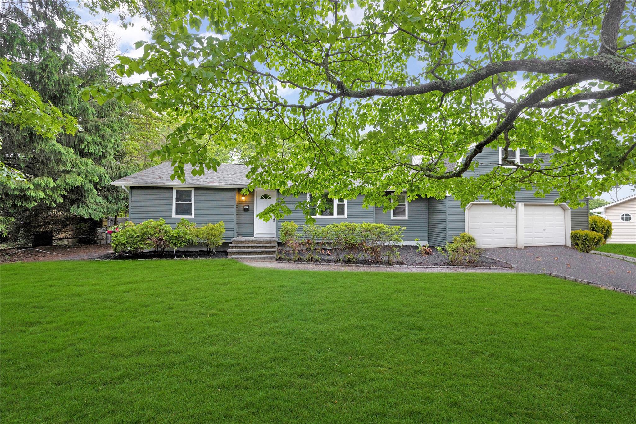 #1 photo, 17 Lolly Lane, Centereach , NY 11720