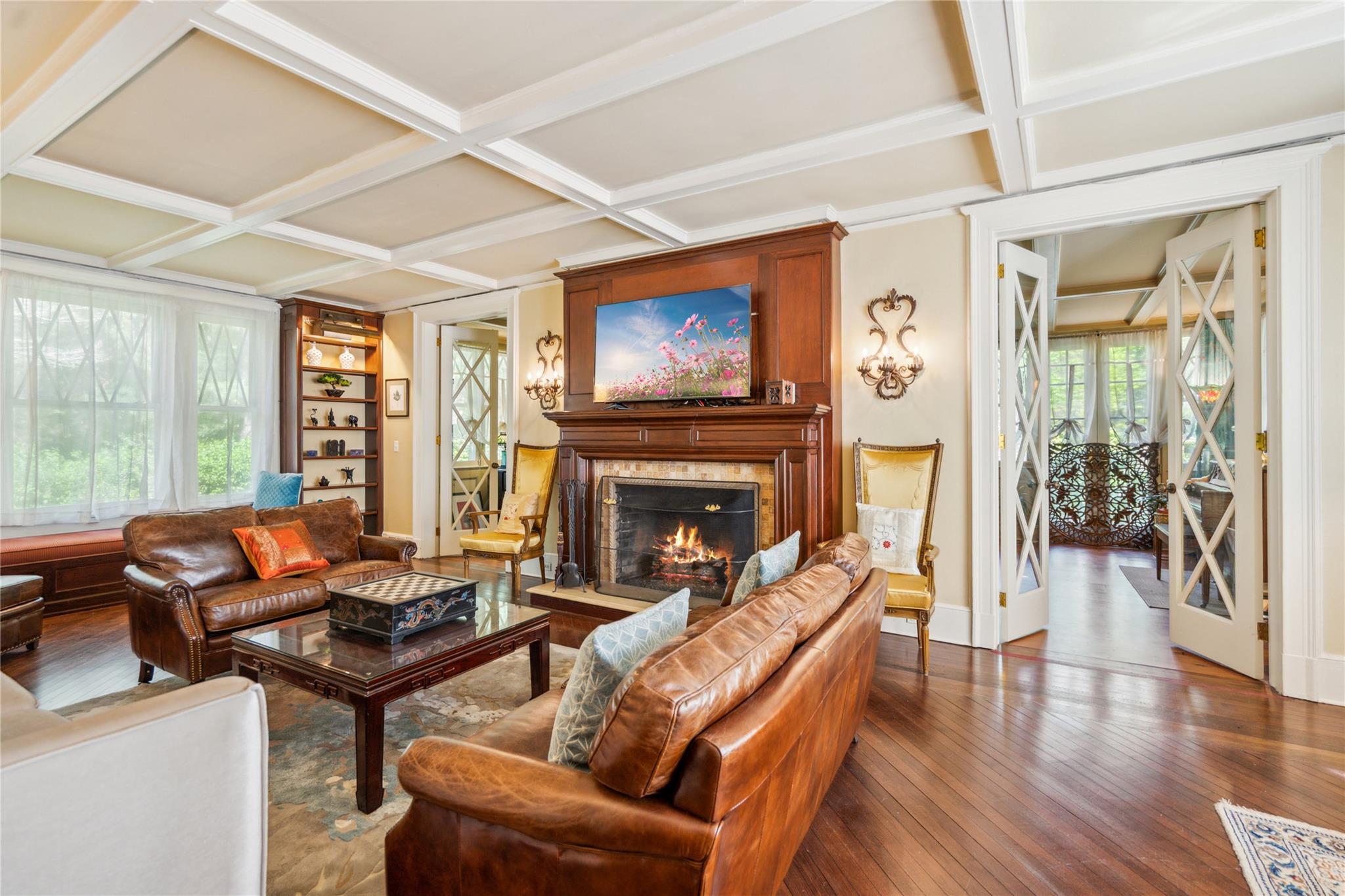 #9 photo, 17 The Intervale, Roslyn Estates , NY 11576