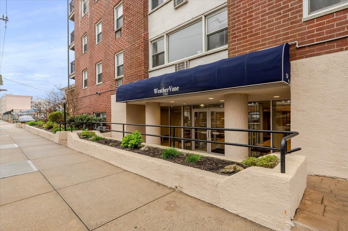 #1 photo, 750 Shore Road, Long Beach , NY 11561