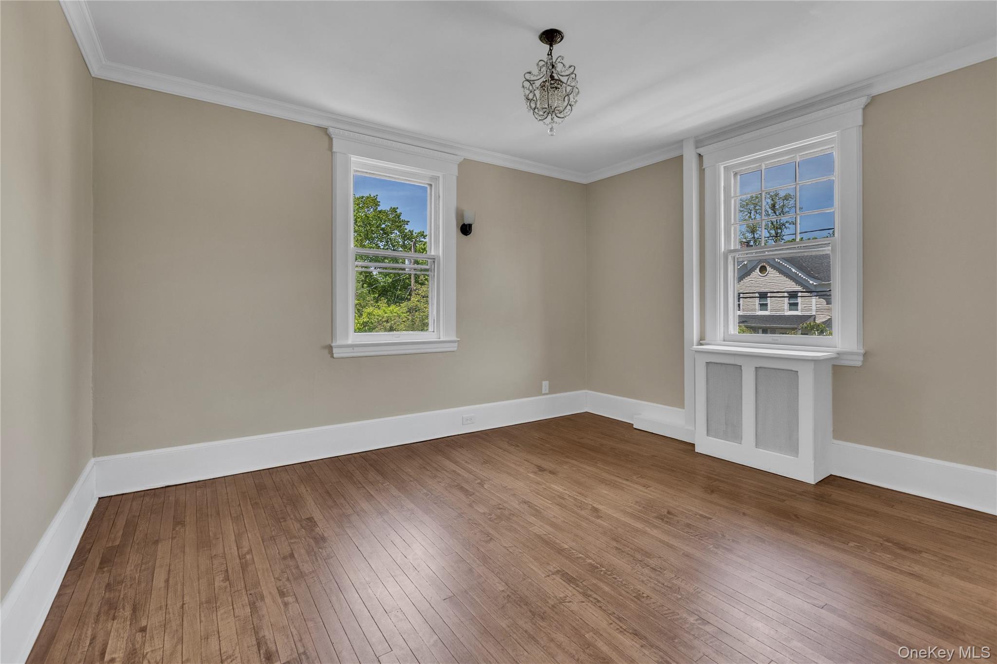 #17 photo, 46 Mechanic Street, サフォーク郡 Huntington , NY 11743