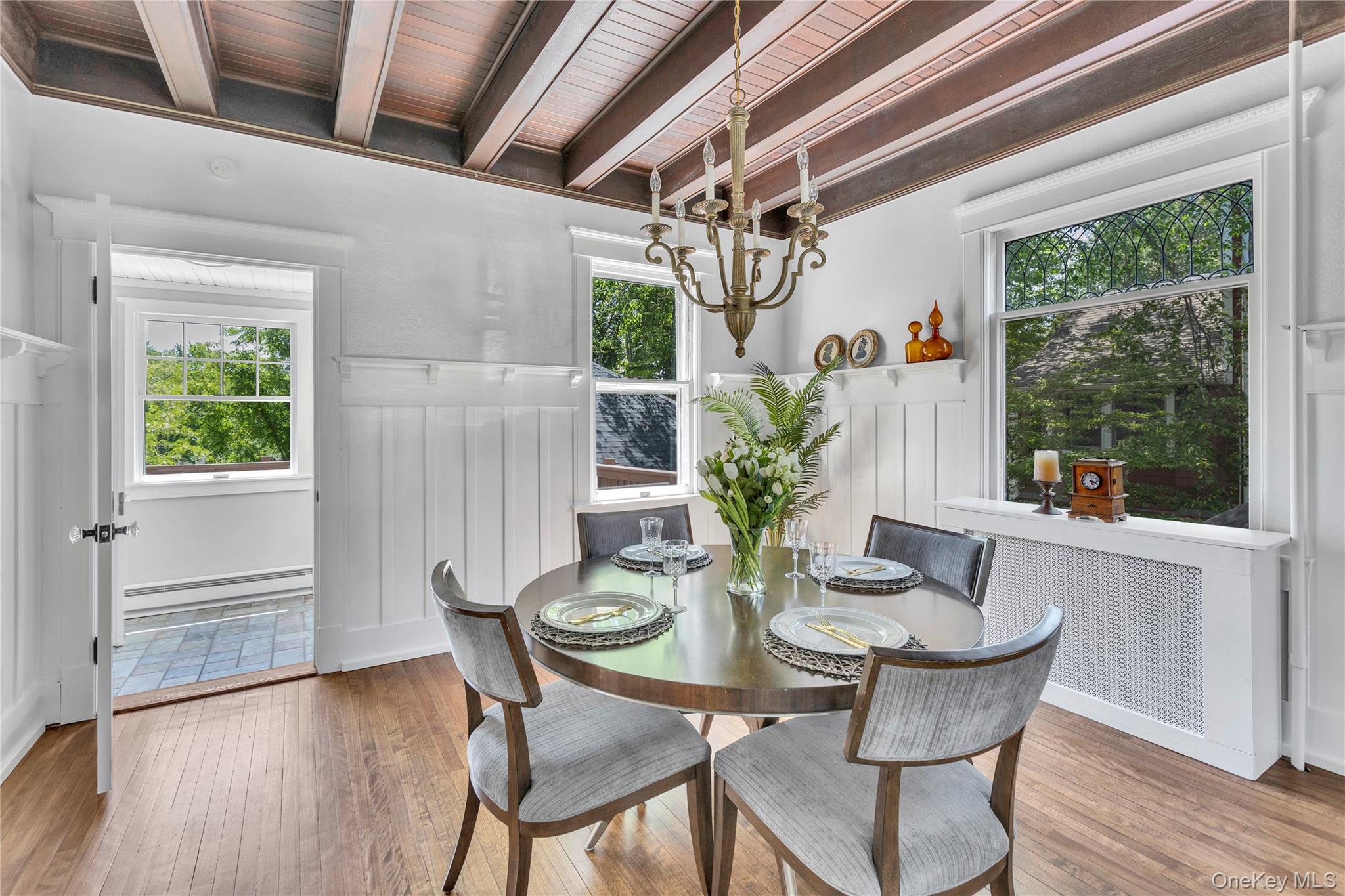 #7 photo, 46 Mechanic Street, サフォーク郡 Huntington , NY 11743