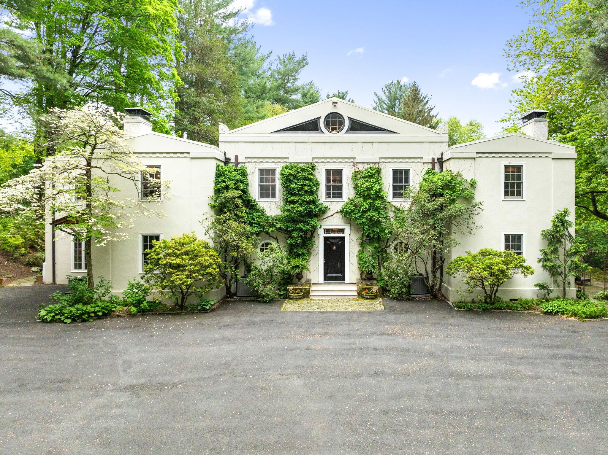 #1 photo, 482 Armonk Road, Mount Kisco , NY 10549