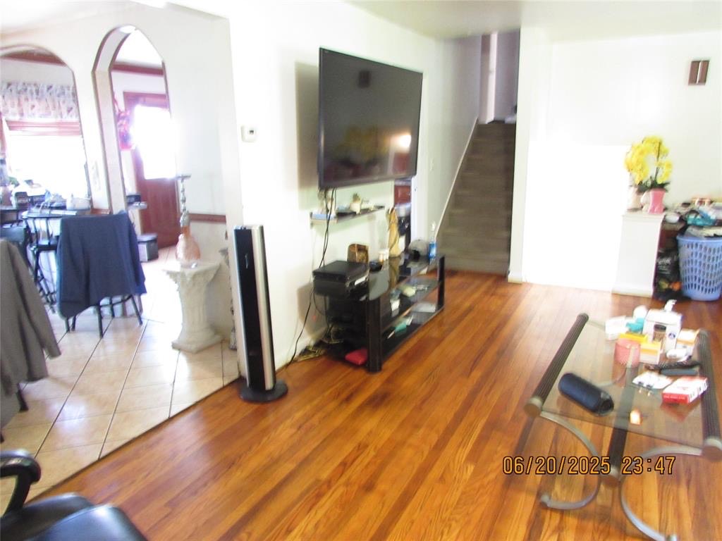 #4 photo, 1 Cheshire Lane, Yonkers , NY 10710