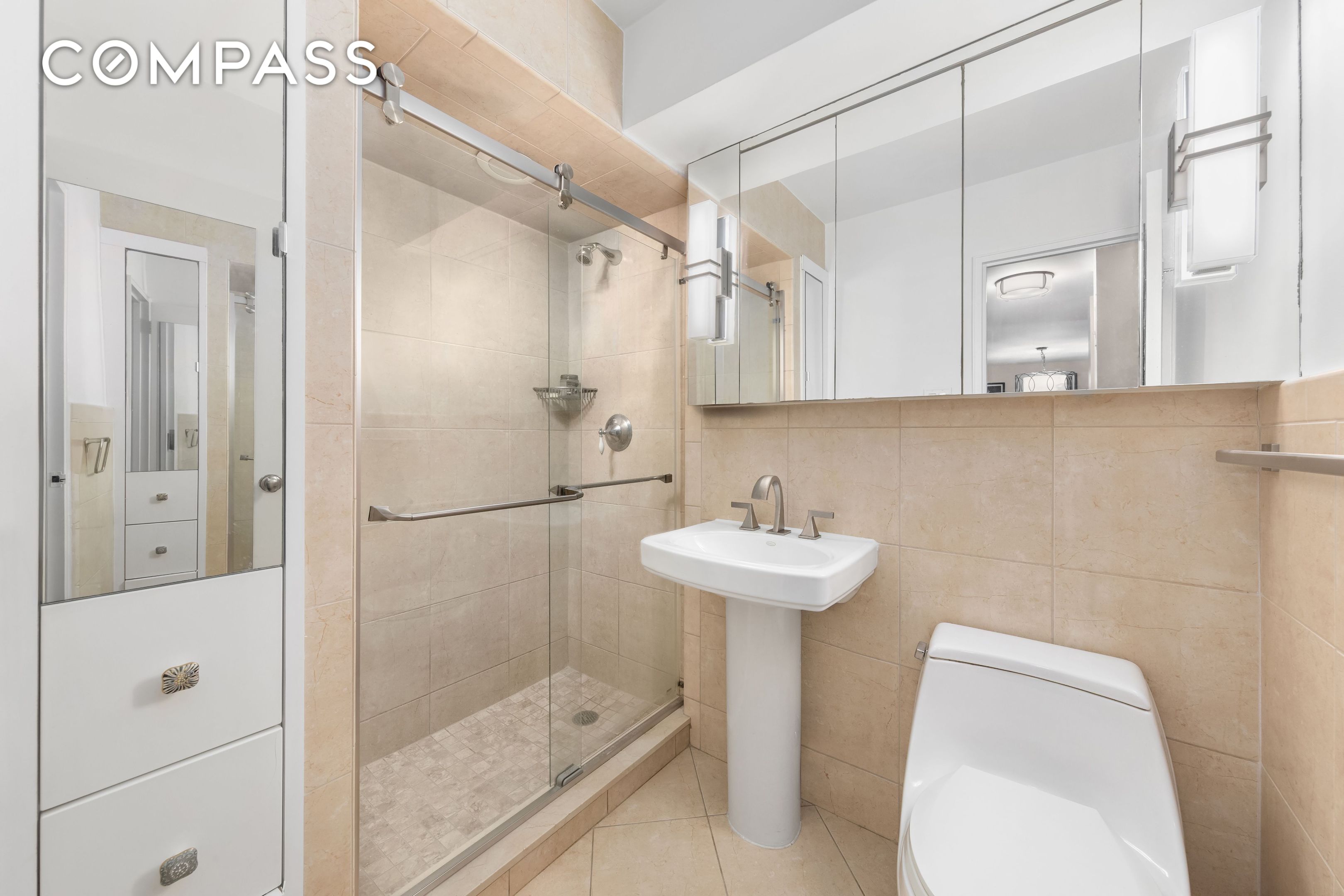 #9 photo, 505 E 79th Street, マンハッタン Upper East Side , NY 10075