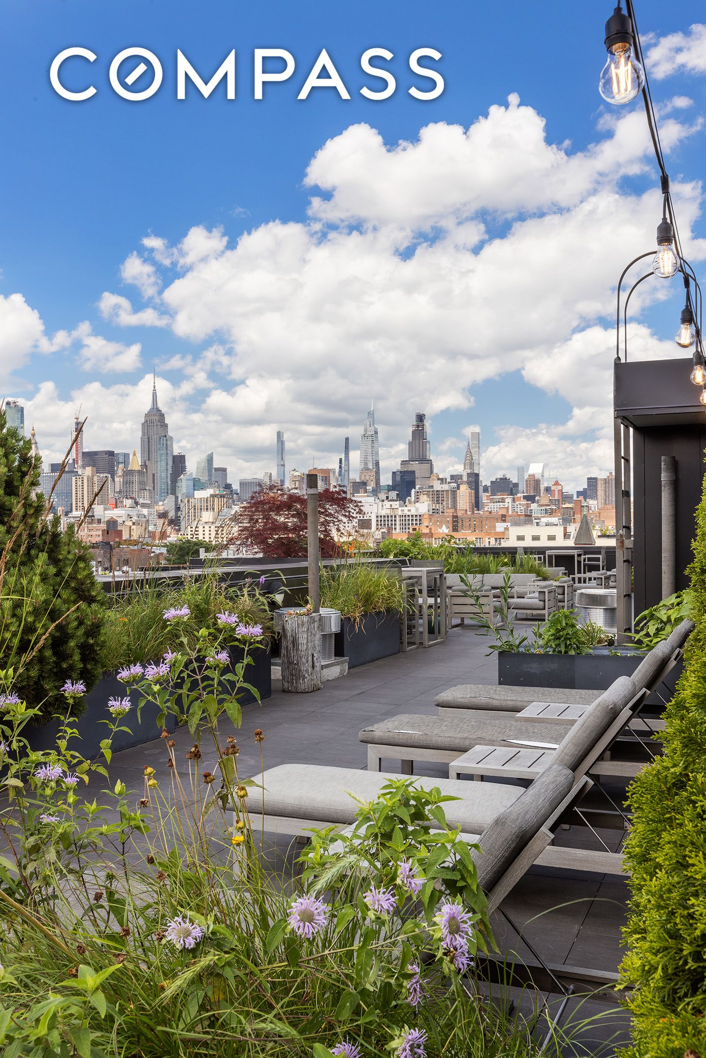 #11 photo, 100 Ave A, East Village , NY 10009