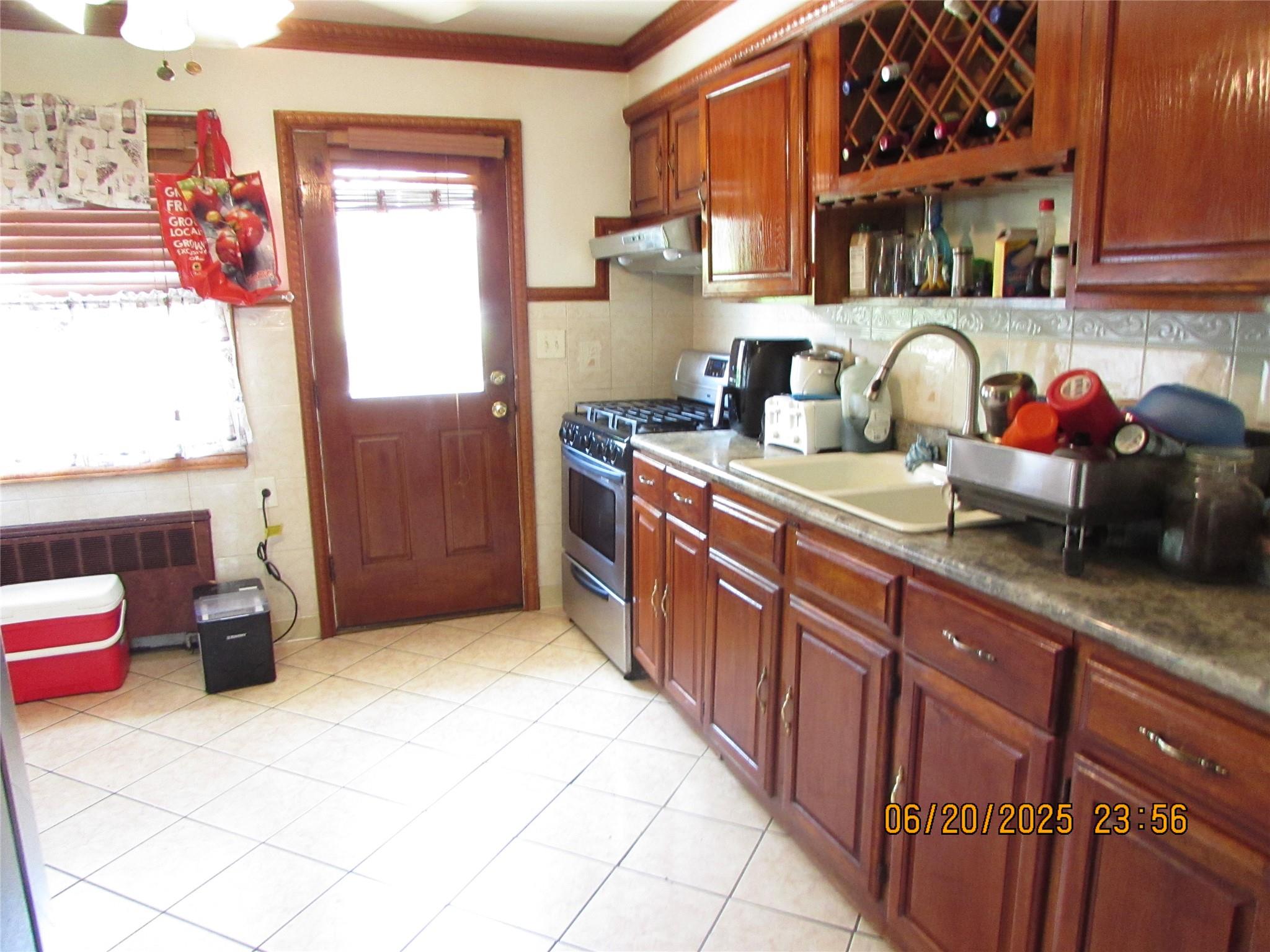 #9 photo, 1 Cheshire Lane, Yonkers , NY 10710