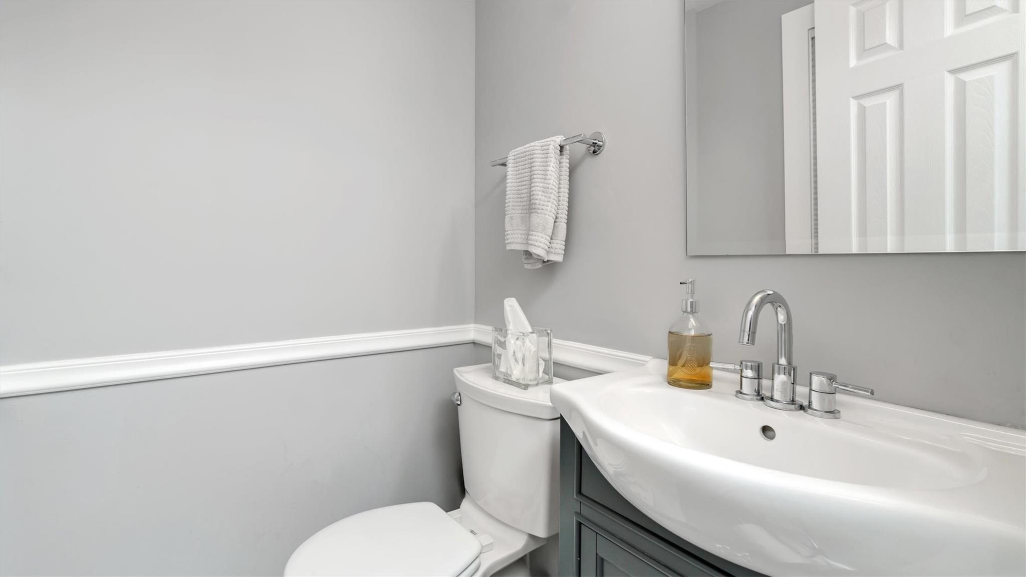 #14 photo, 19 Barstow Road, 長島 大頸 Great Neck , NY 11021