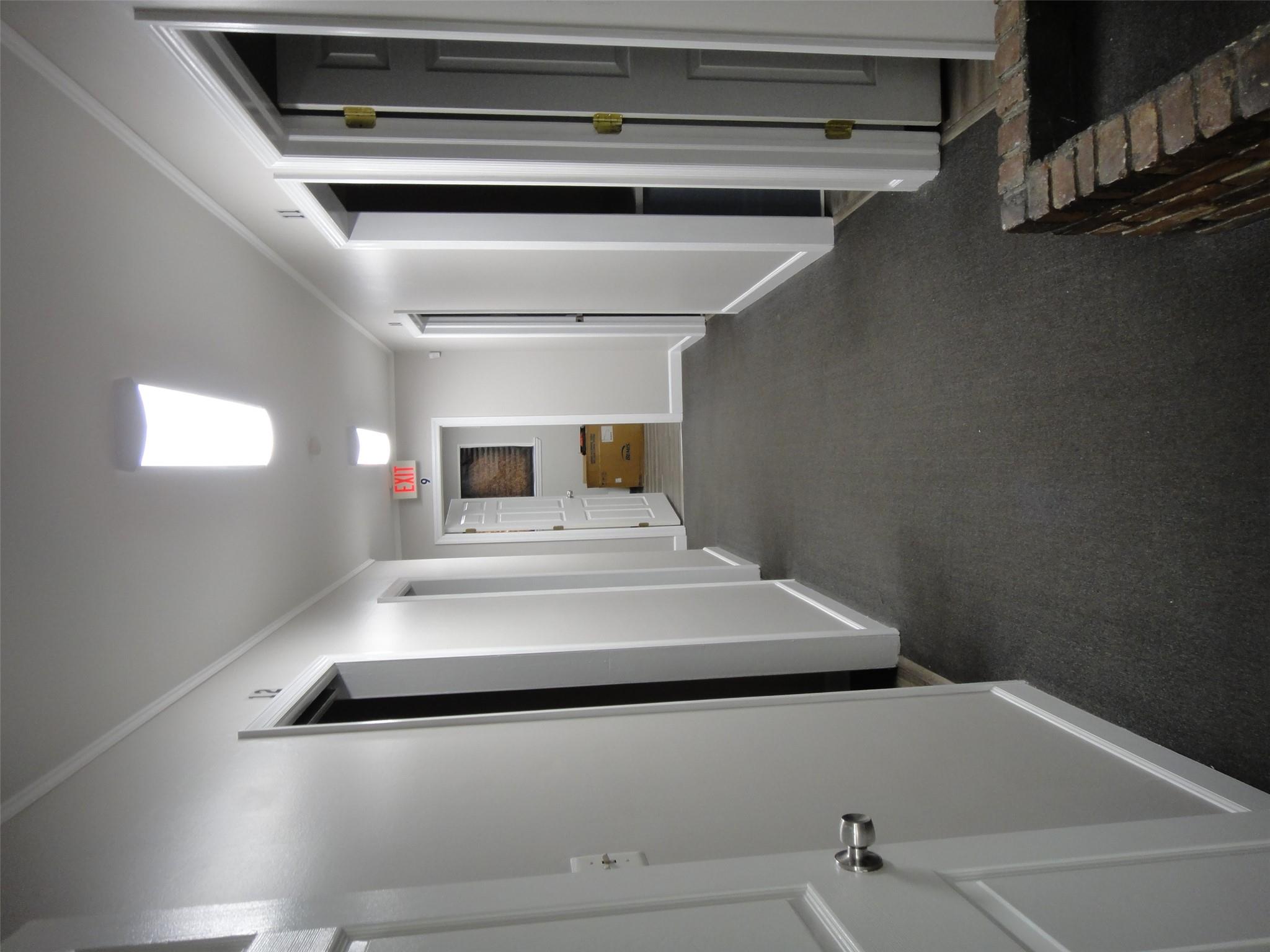 #5 photo, 109 Carleton, サフォーク郡 Central Islip , NY 11722