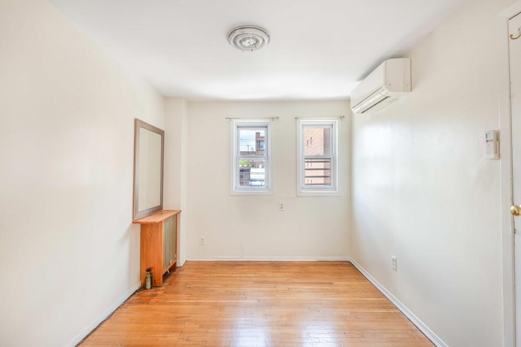 #10 photo, 11141 77th Avenue, 皇后區 森林小丘 Forest Hills , NY 11375