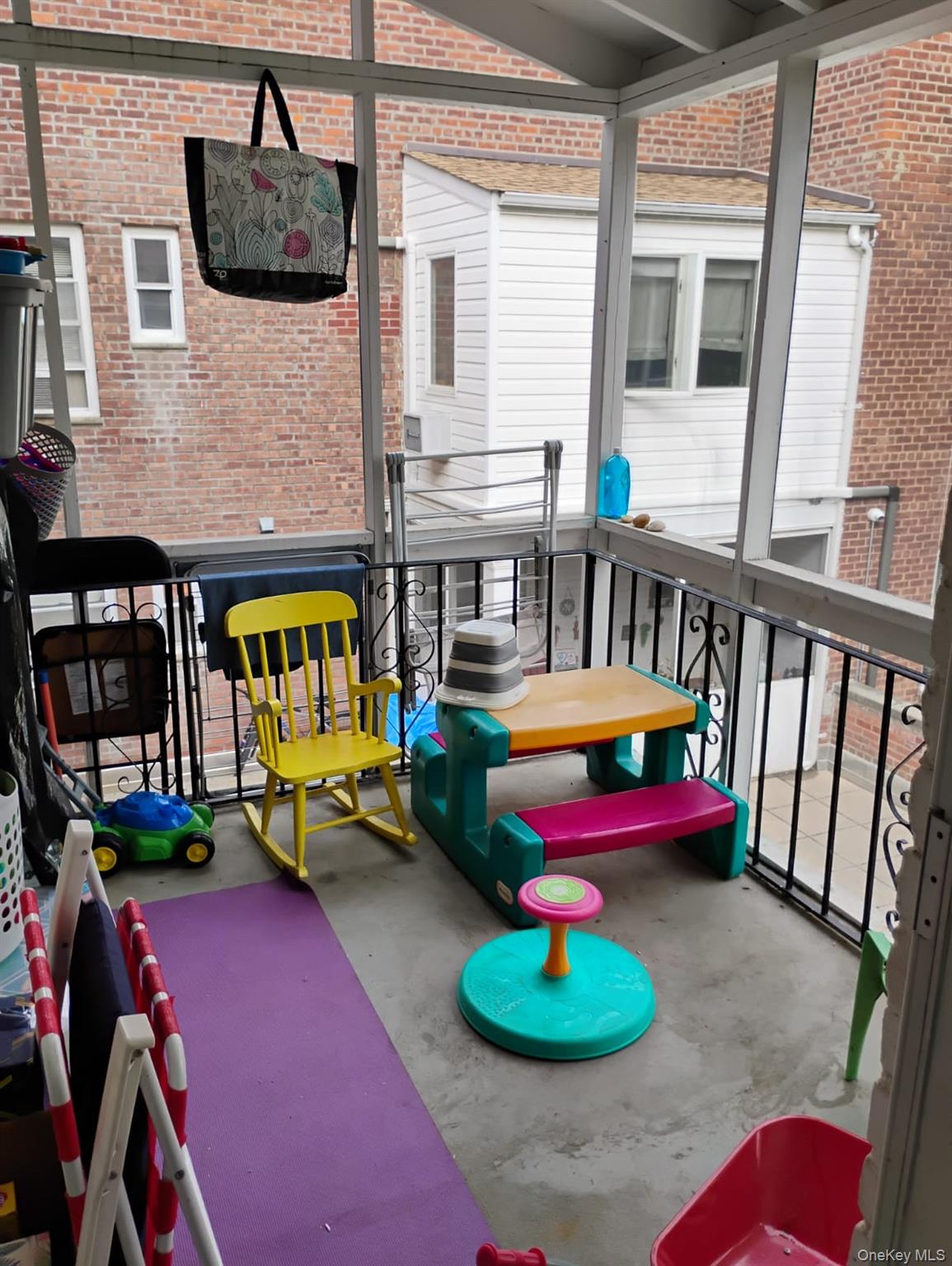 #15 photo, 284 Central Avenue, ナッソー郡 Lawrence , NY 11559