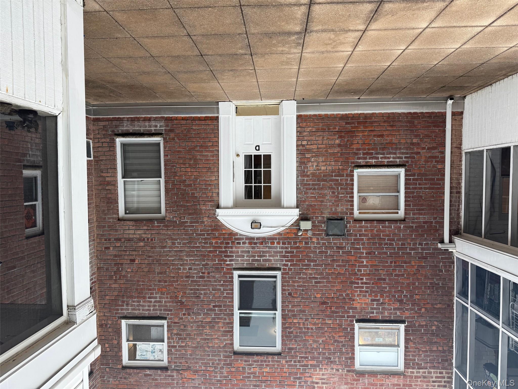 #2 photo, 284 Central Avenue, ナッソー郡 Lawrence , NY 11559