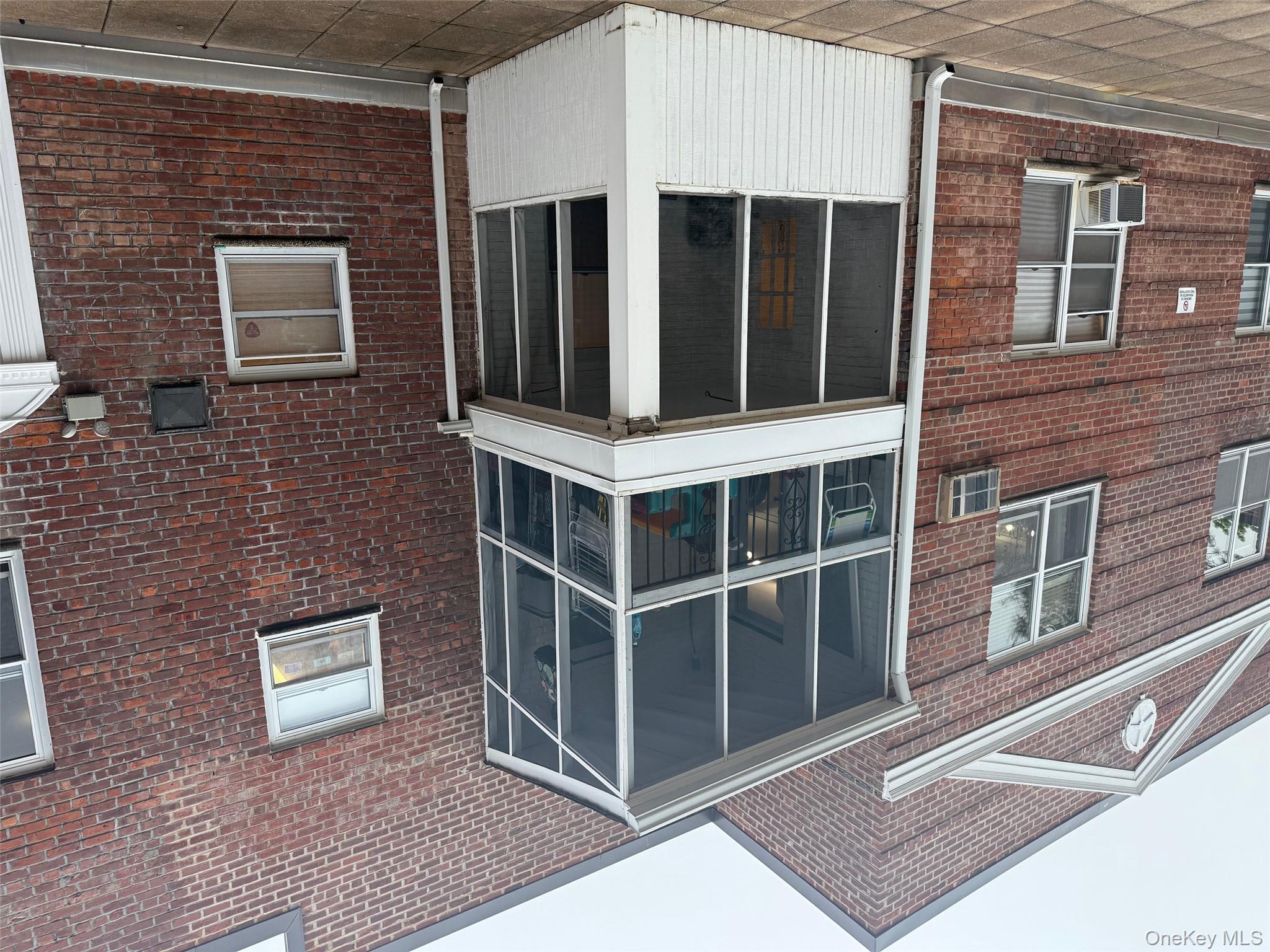 #4 photo, 284 Central Avenue, ナッソー郡 Lawrence , NY 11559