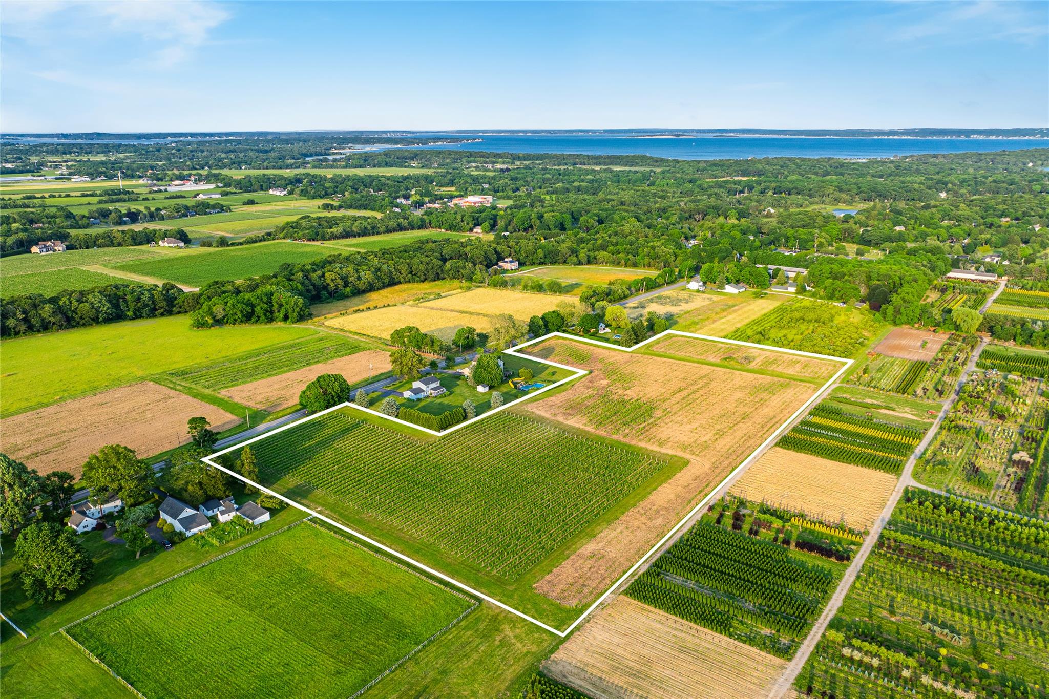 #5 photo, 1555 Cox Lane, サフォーク郡 Cutchogue , NY 11935