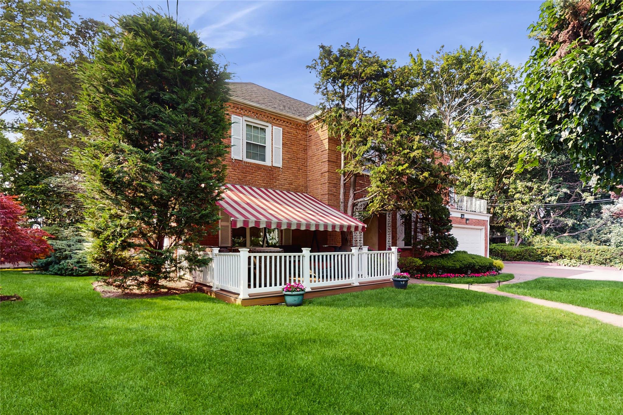 #3 photo, 202 Broadway, 长岛 Lawrence , NY 11559