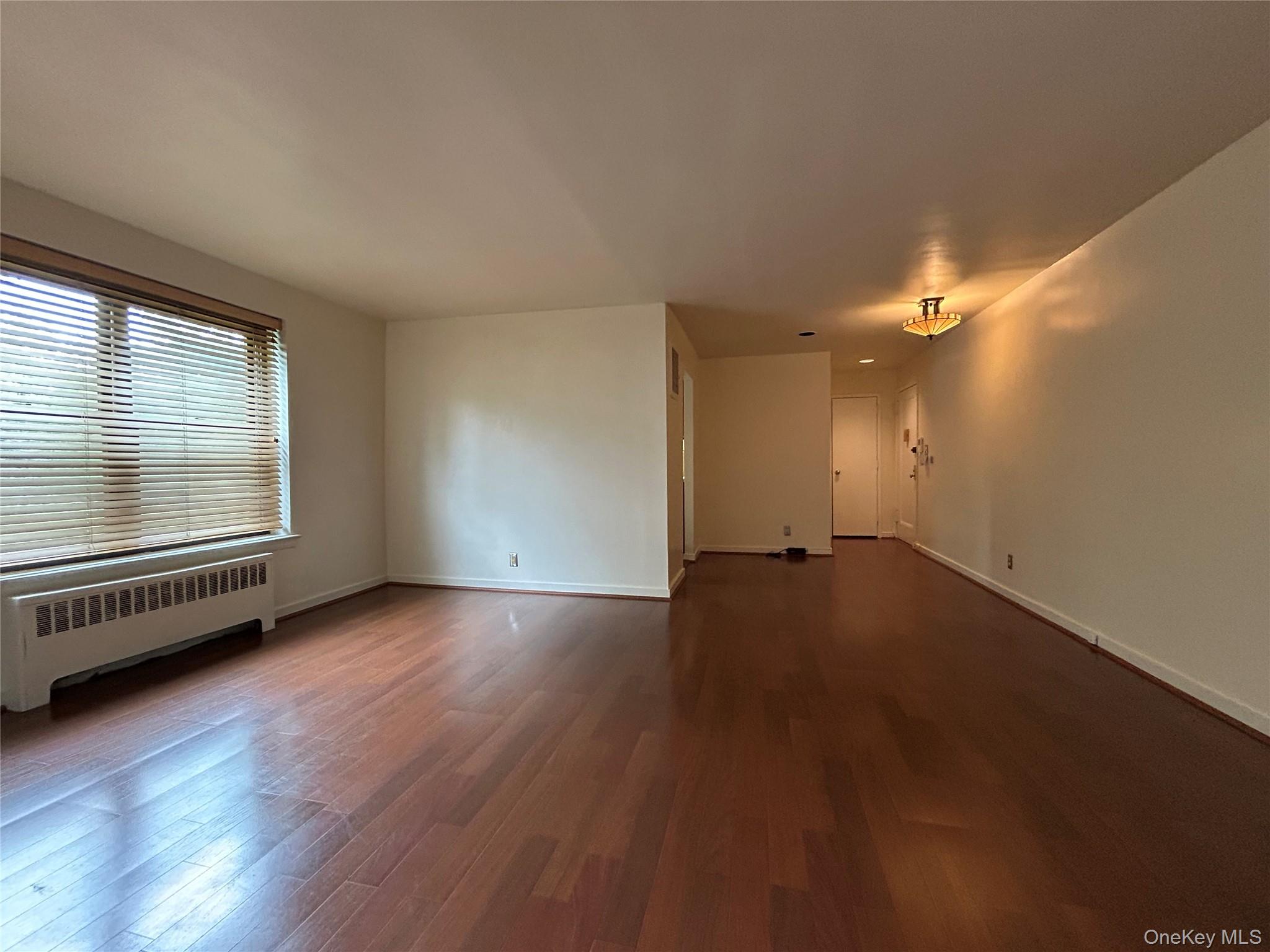 #5 photo, 8 West Mill Drive, ナッソー郡 Great Neck , NY 11021