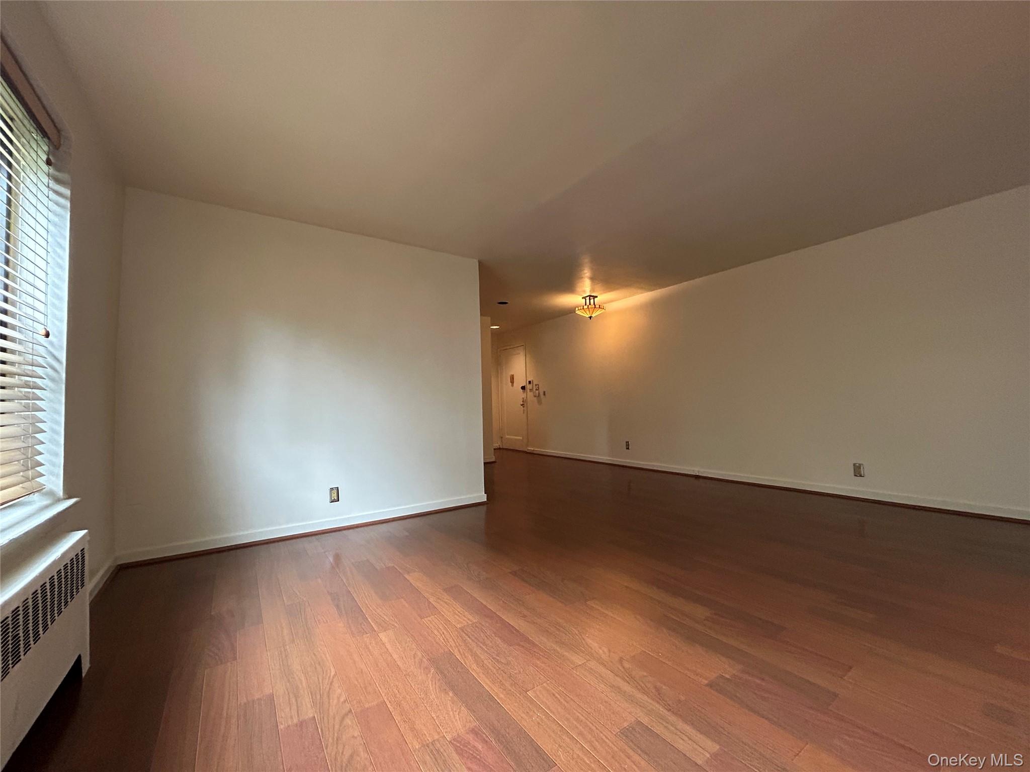 #6 photo, 8 West Mill Drive, ナッソー郡 Great Neck , NY 11021