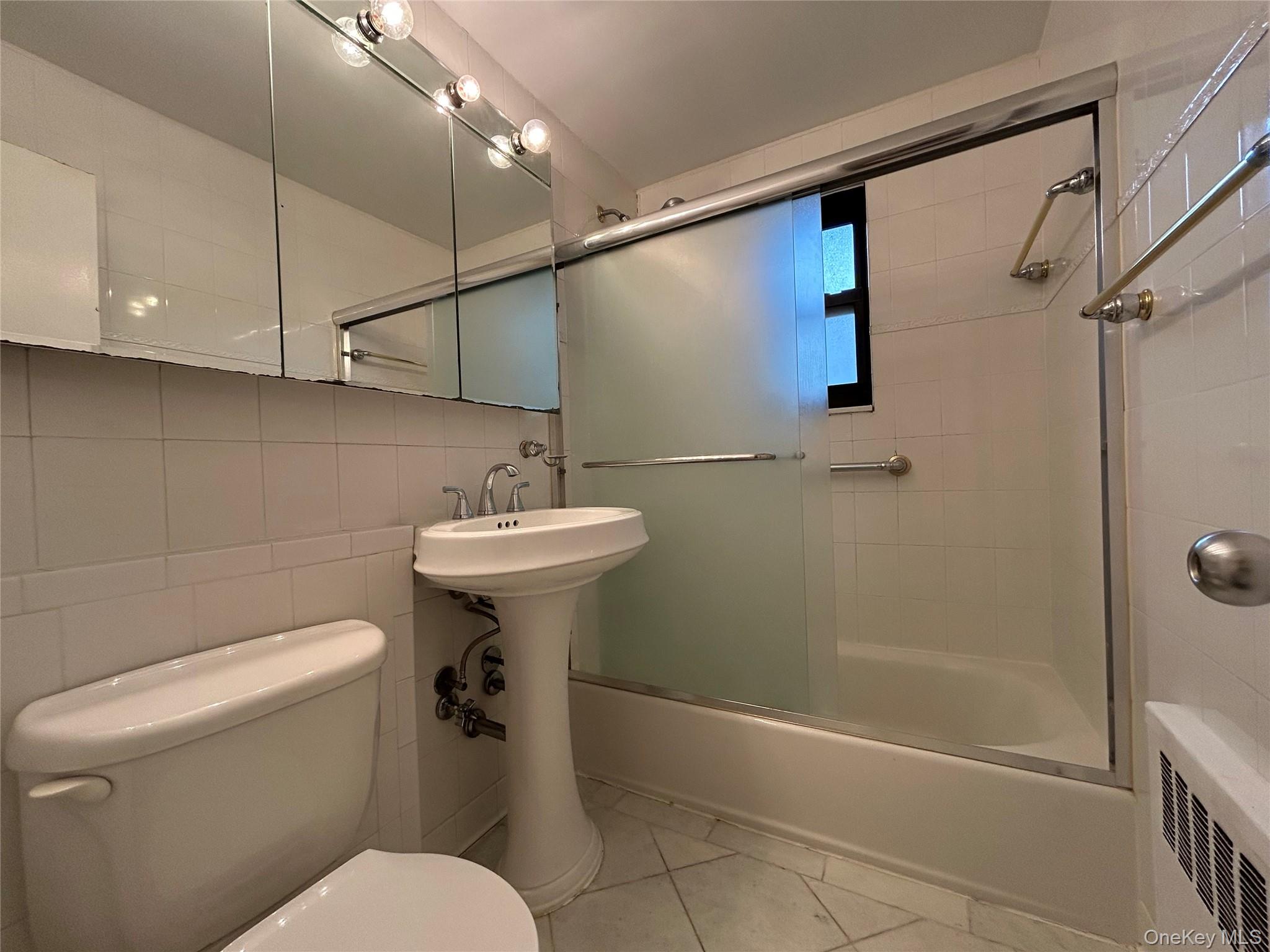 #9 photo, 8 West Mill Drive, ナッソー郡 Great Neck , NY 11021