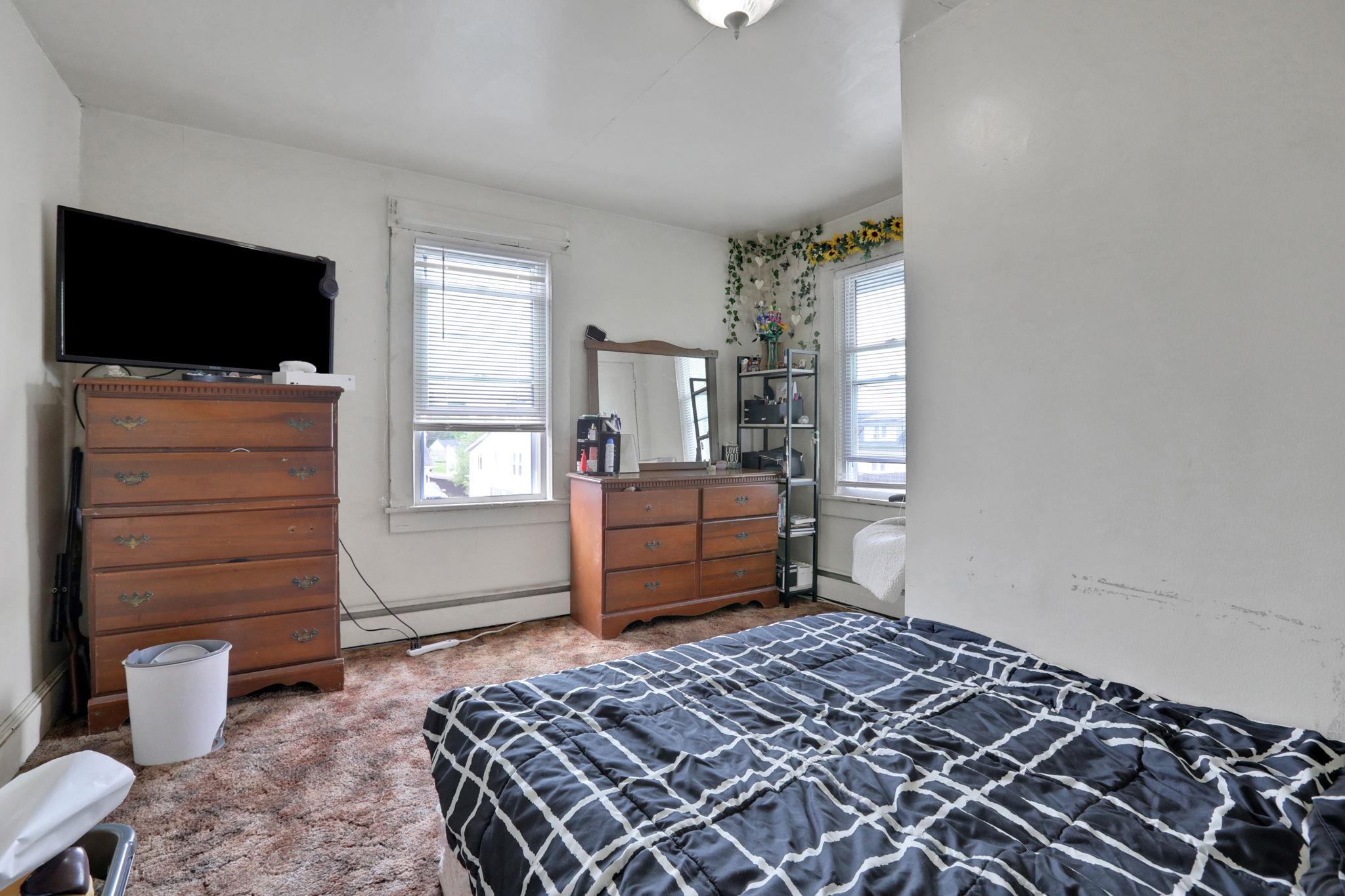 #16 photo, 100 Harwich Street, Kingston , NY 12401