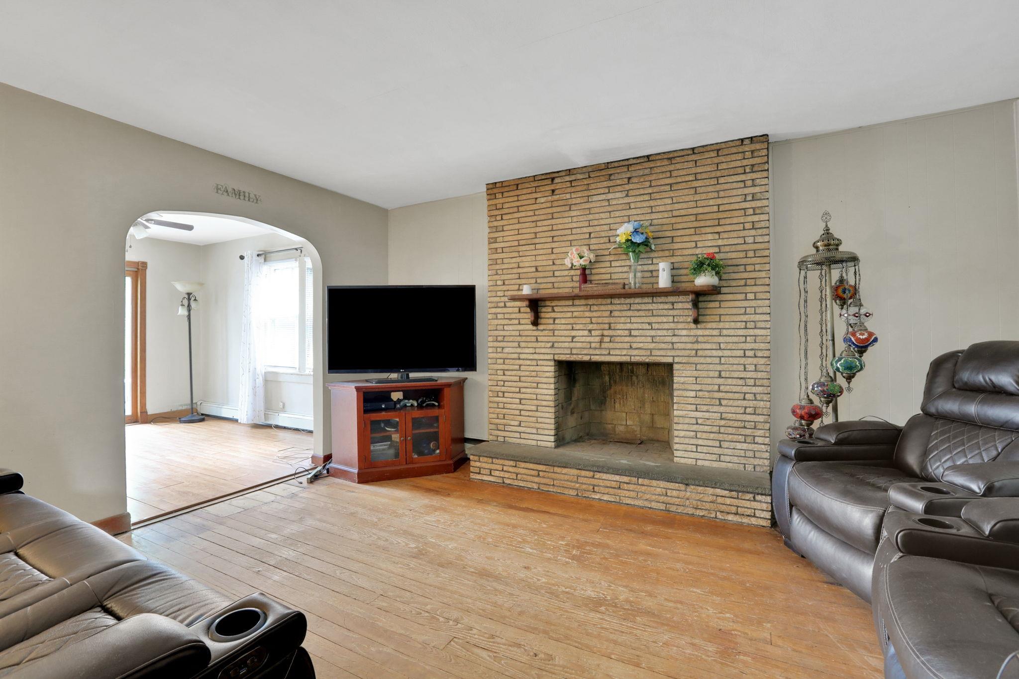 #3 photo, 100 Harwich Street, Kingston , NY 12401