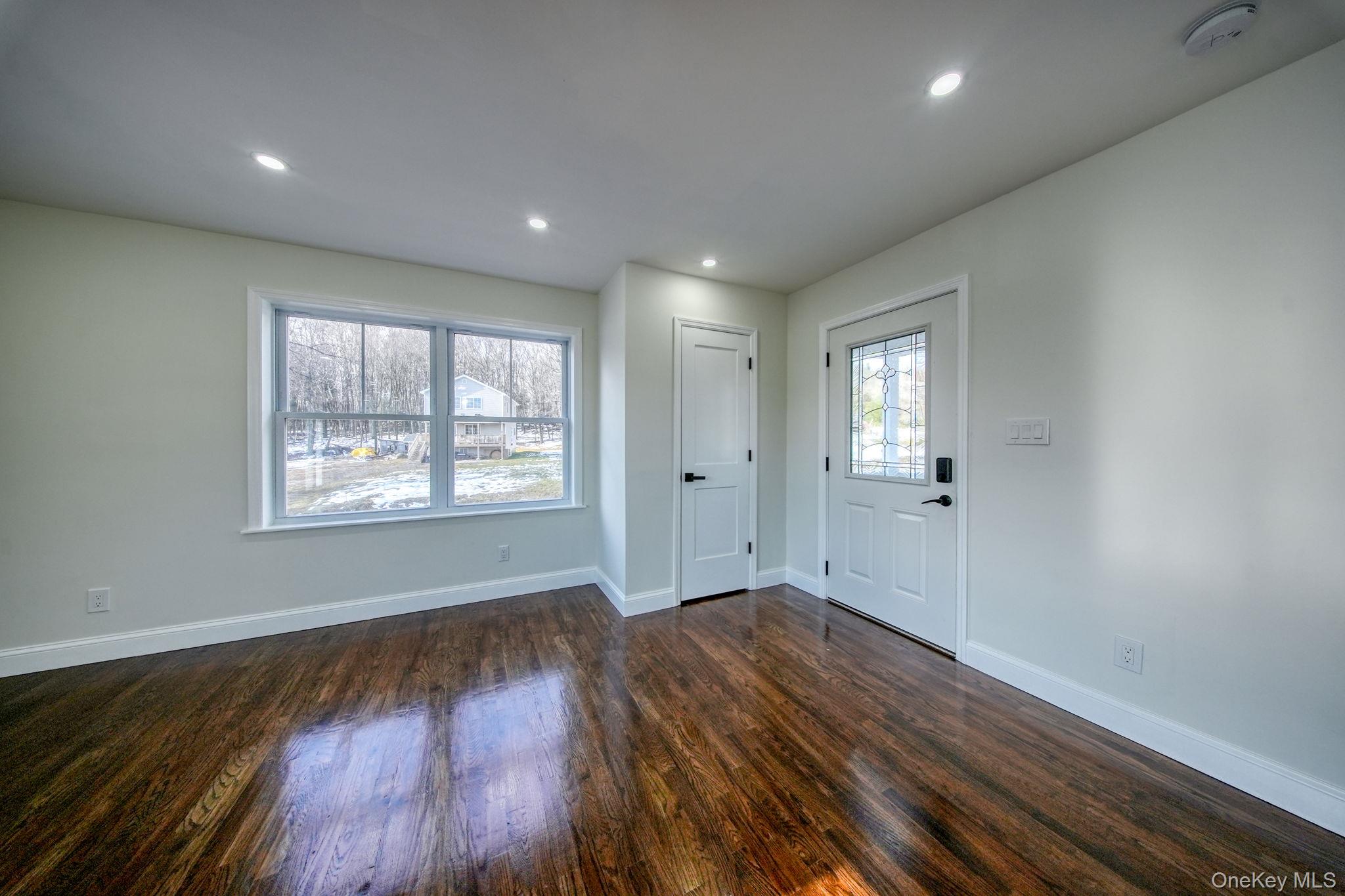 #8 photo, 3342 State Route 42, Monticello , NY 12701