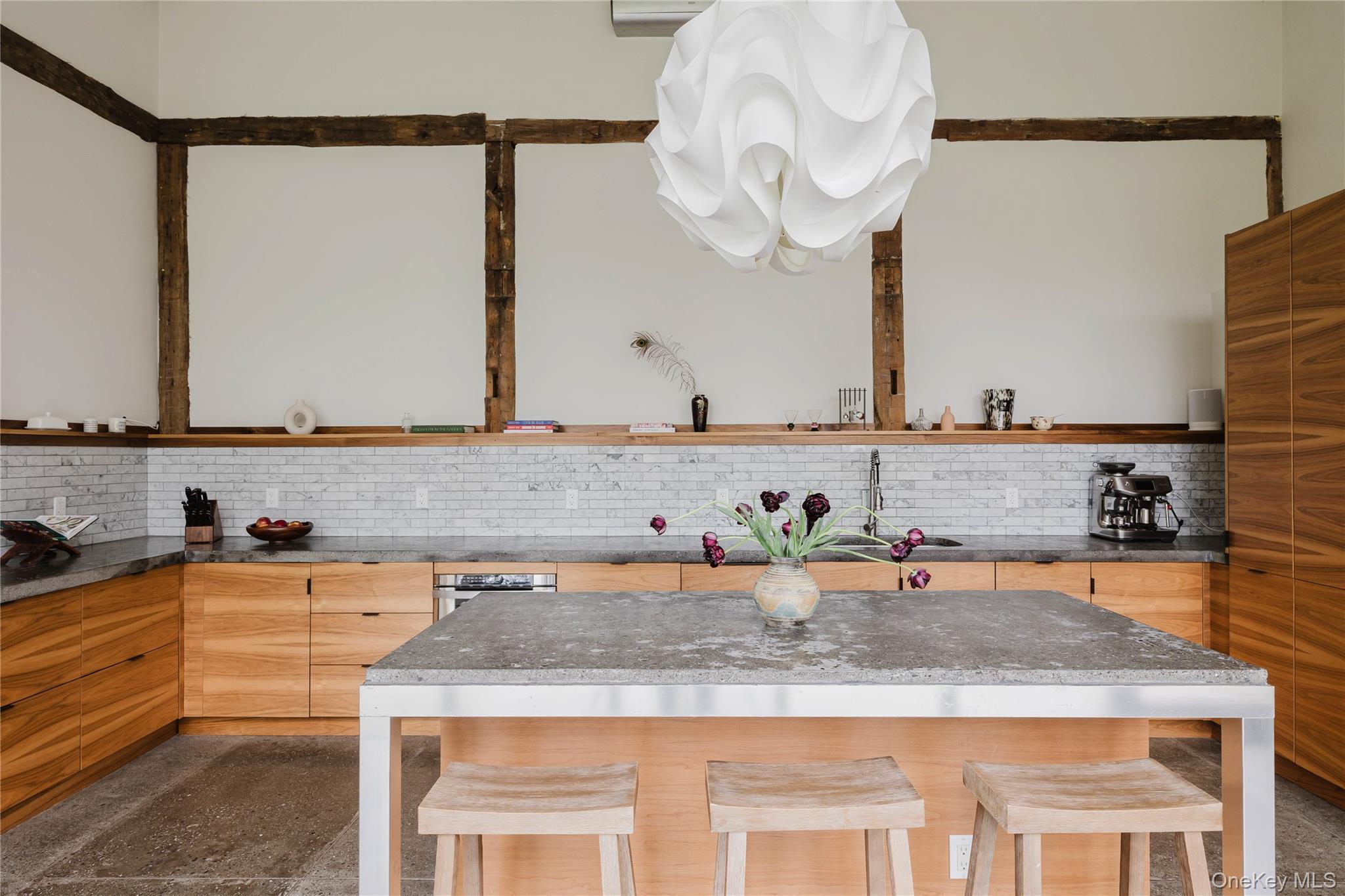 #20 photo, 632 Albany Turnpike, Chatham , NY 12136