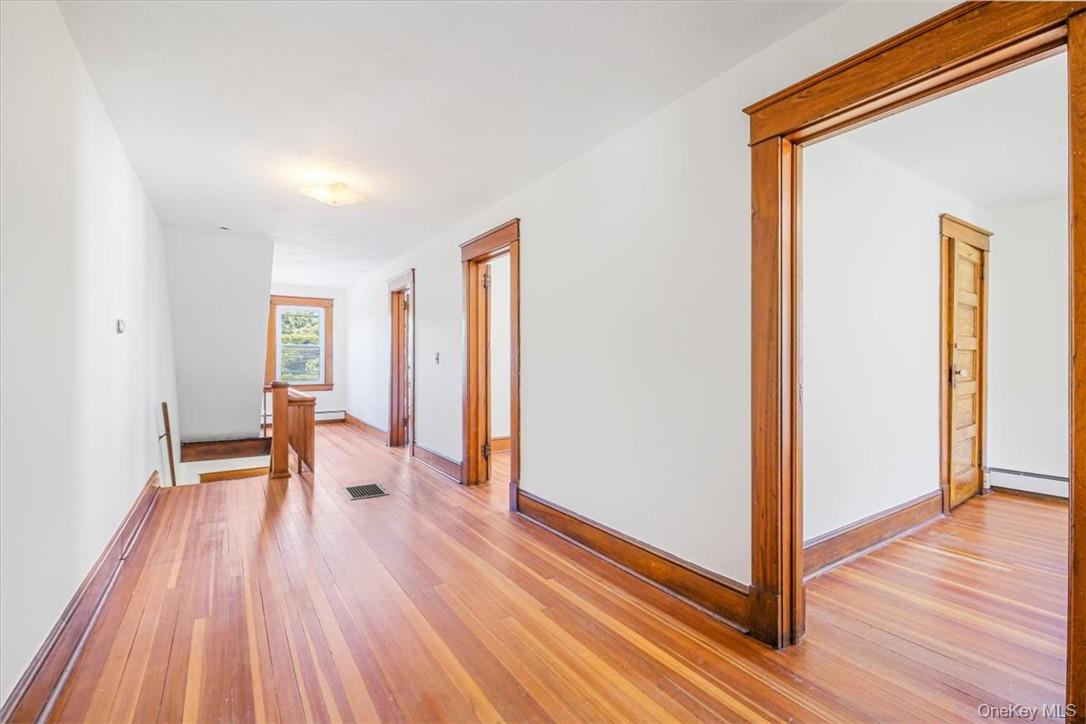 #10 photo, 3245 Albany Post, Buchanan , NY 10511