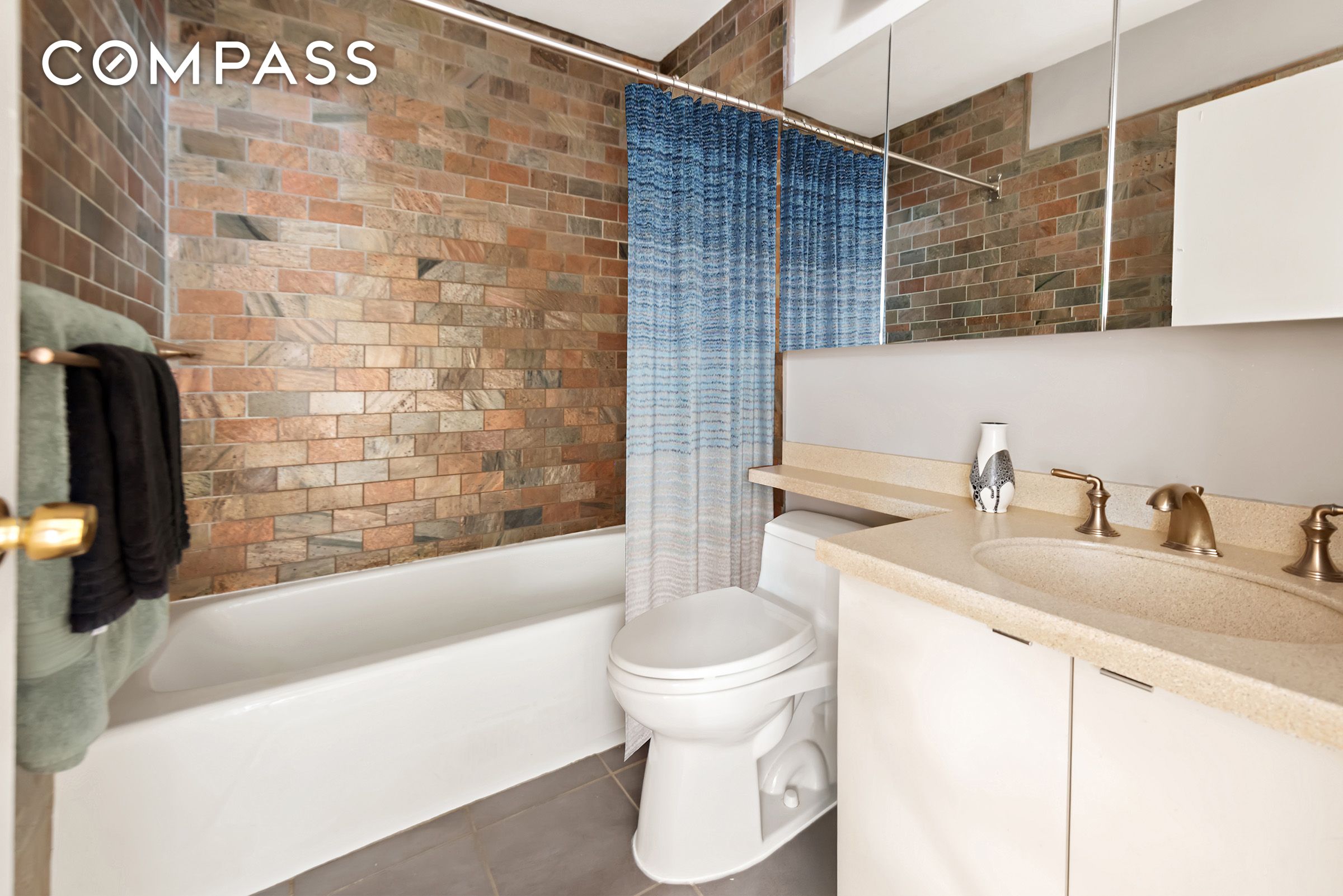 #8 photo, 137 E 36th Street, マンハッタン Murray Hill , NY 10016