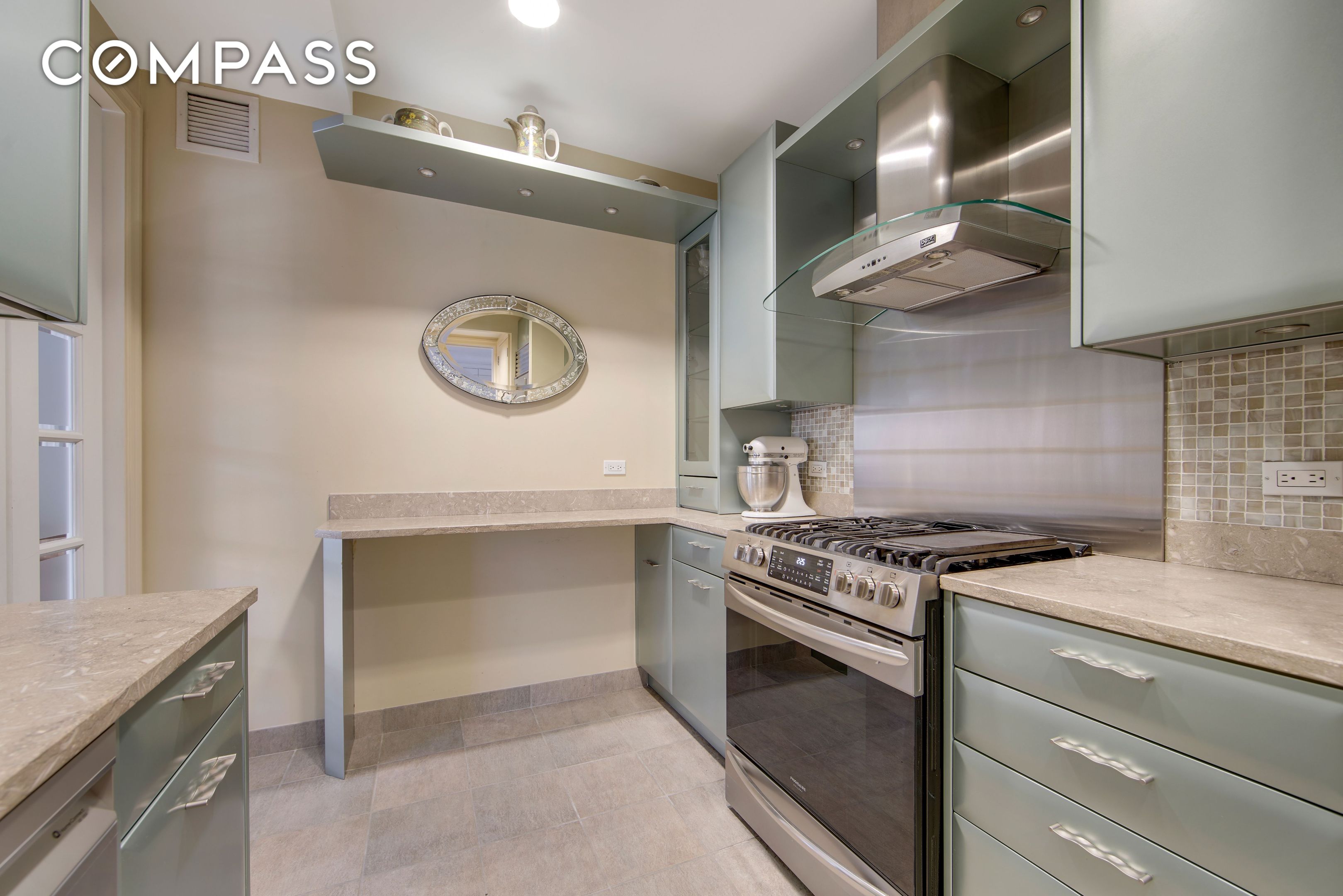 #6 photo, 201 E 80th Street, マンハッタン Upper East Side , NY 10075