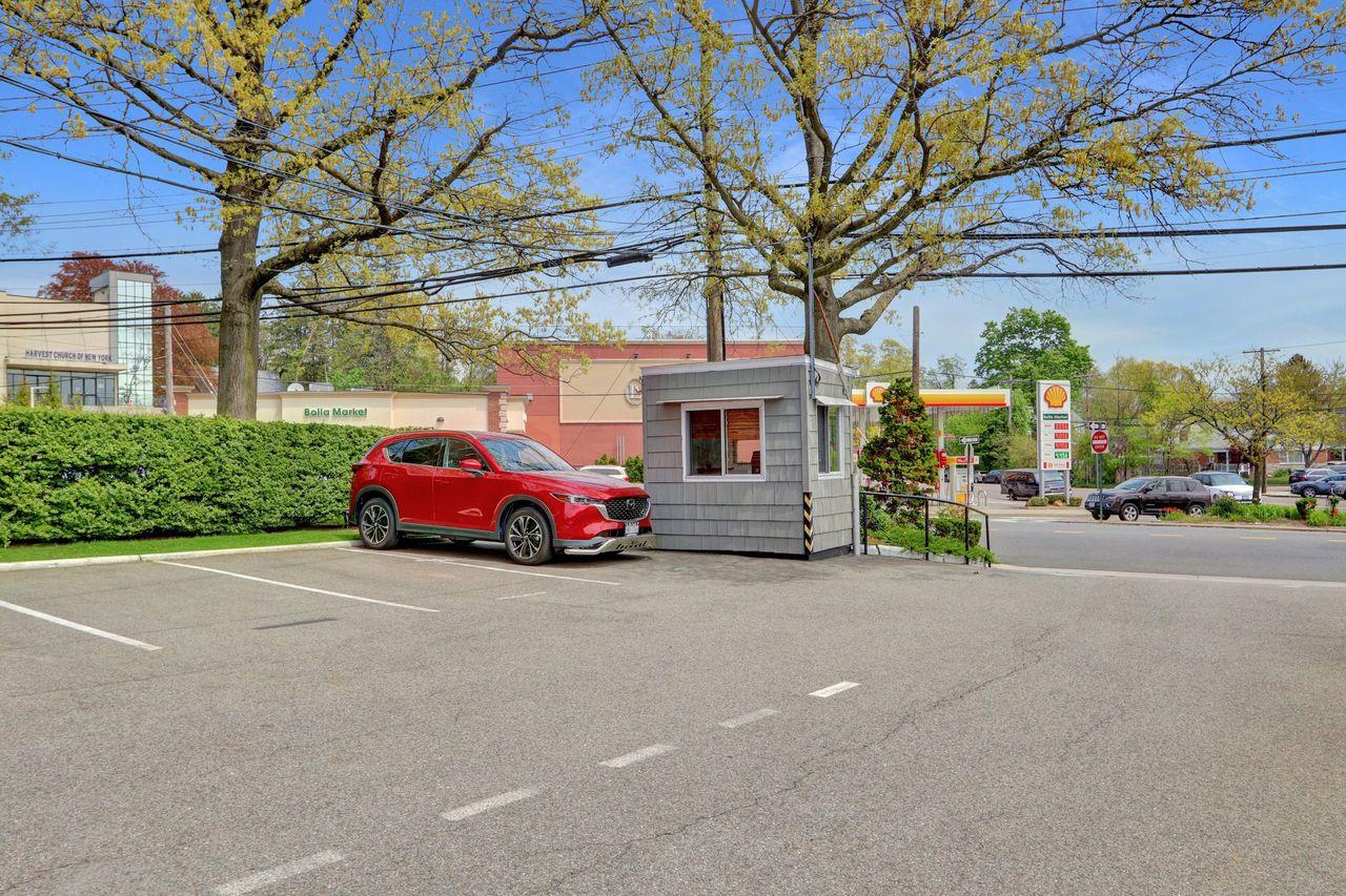 #11 photo, 54-40 Little Neck Parkway, クイーンズ区 Little Neck , NY 11362