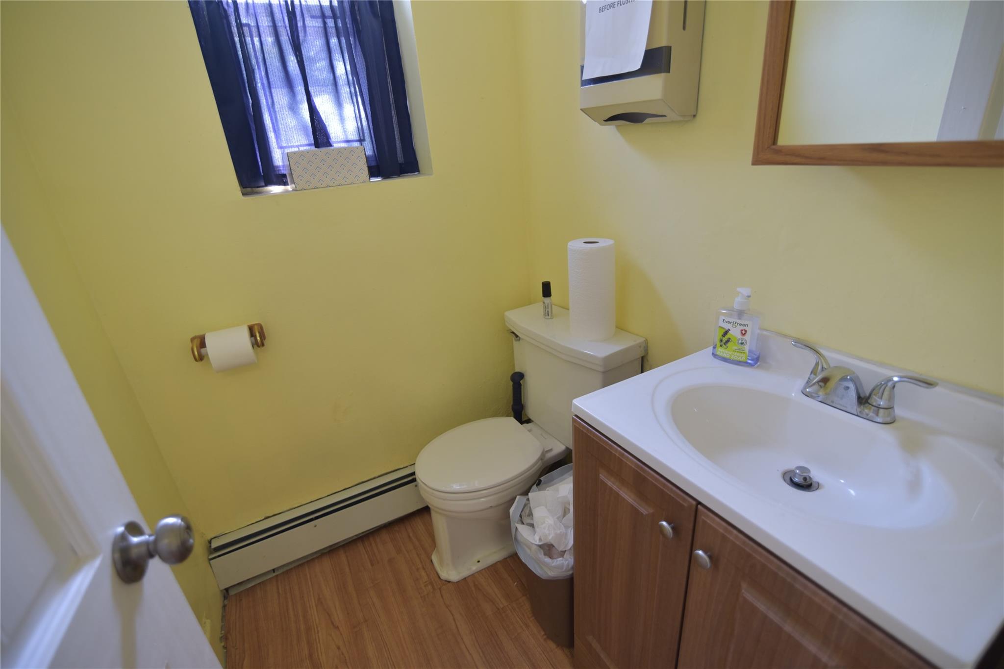 #12 photo, 54-40 Little Neck Parkway, クイーンズ区 Little Neck , NY 11362